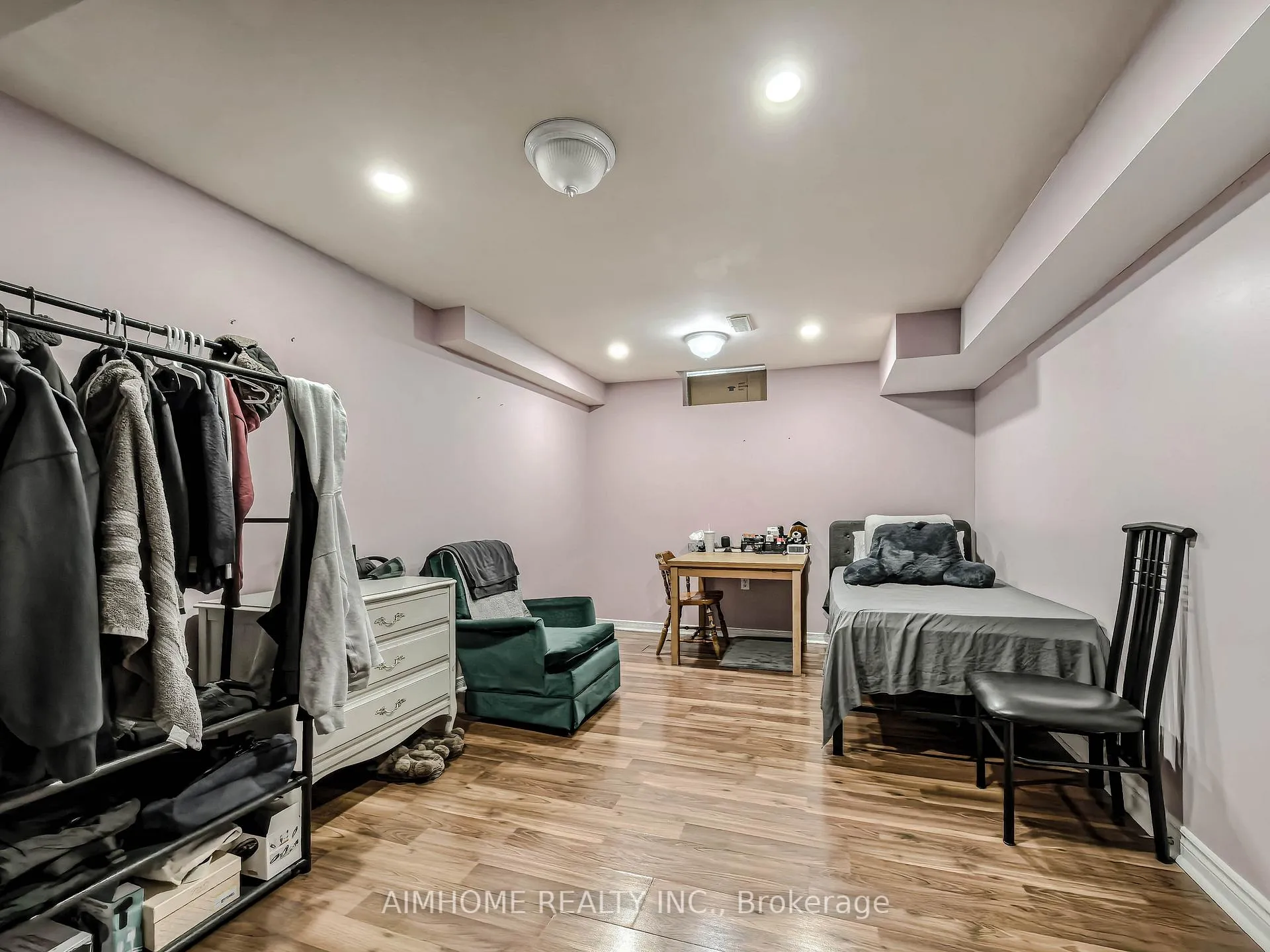 Photo 32 of 16 Chasser Drive, Markham, Greensborough — HOMEH