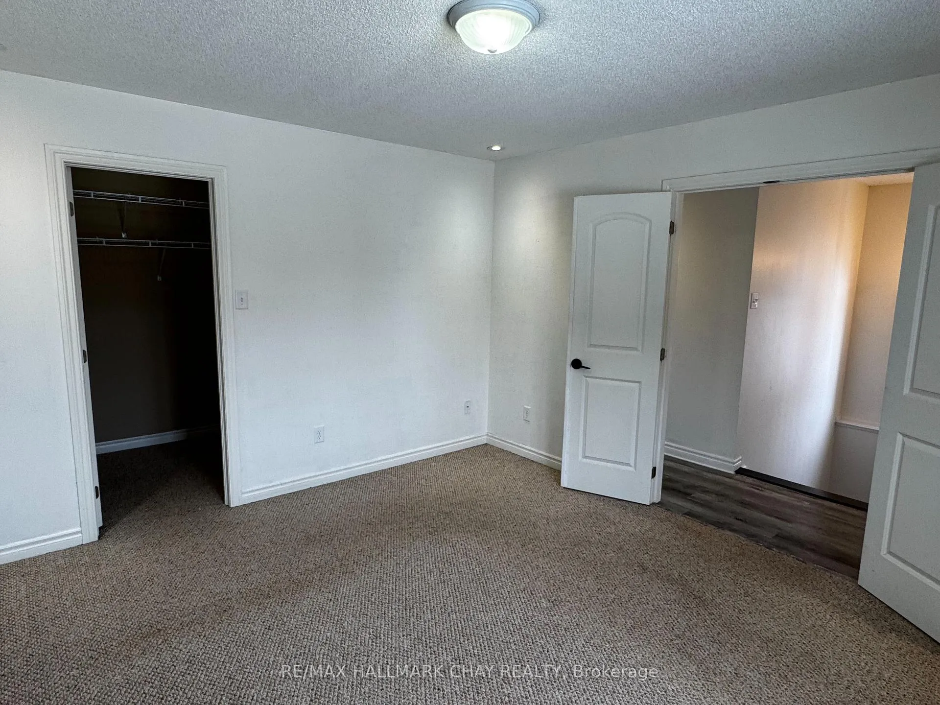 Photo 20 of 77 White Crescent, Barrie, Holly — HOMEH