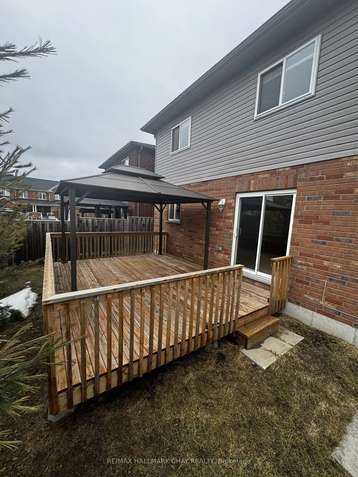 Photo 34 of 77 White Crescent, Barrie, Holly — HOMEH