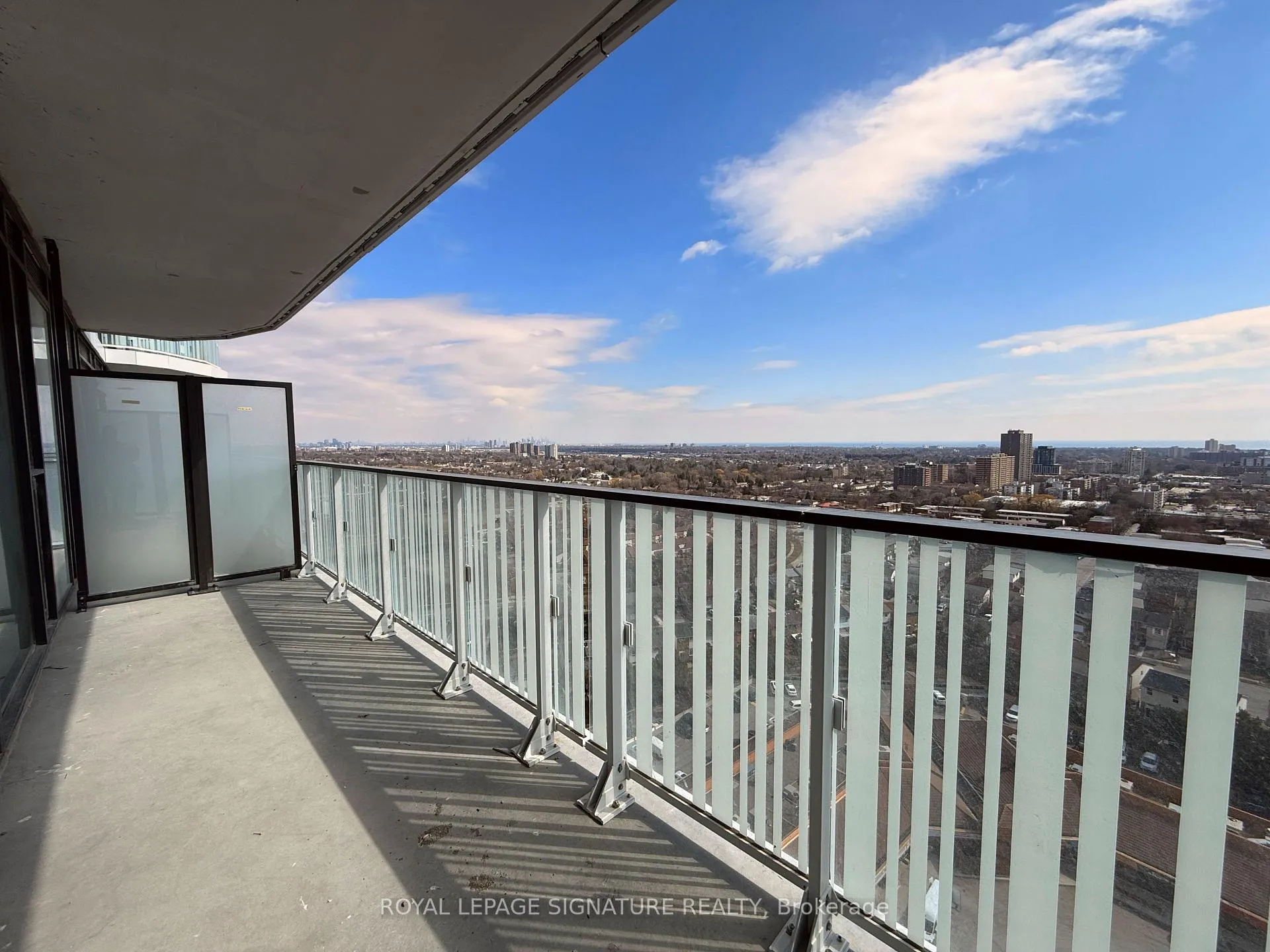 Photo 10 of Unit 1713, 1 Fairview Road E, Mississauga, Mississauga Valleys — HOMEH