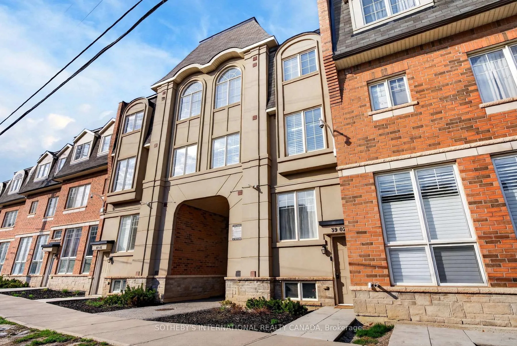 Front of Unit 39-02, 2420 Baronwood Drive