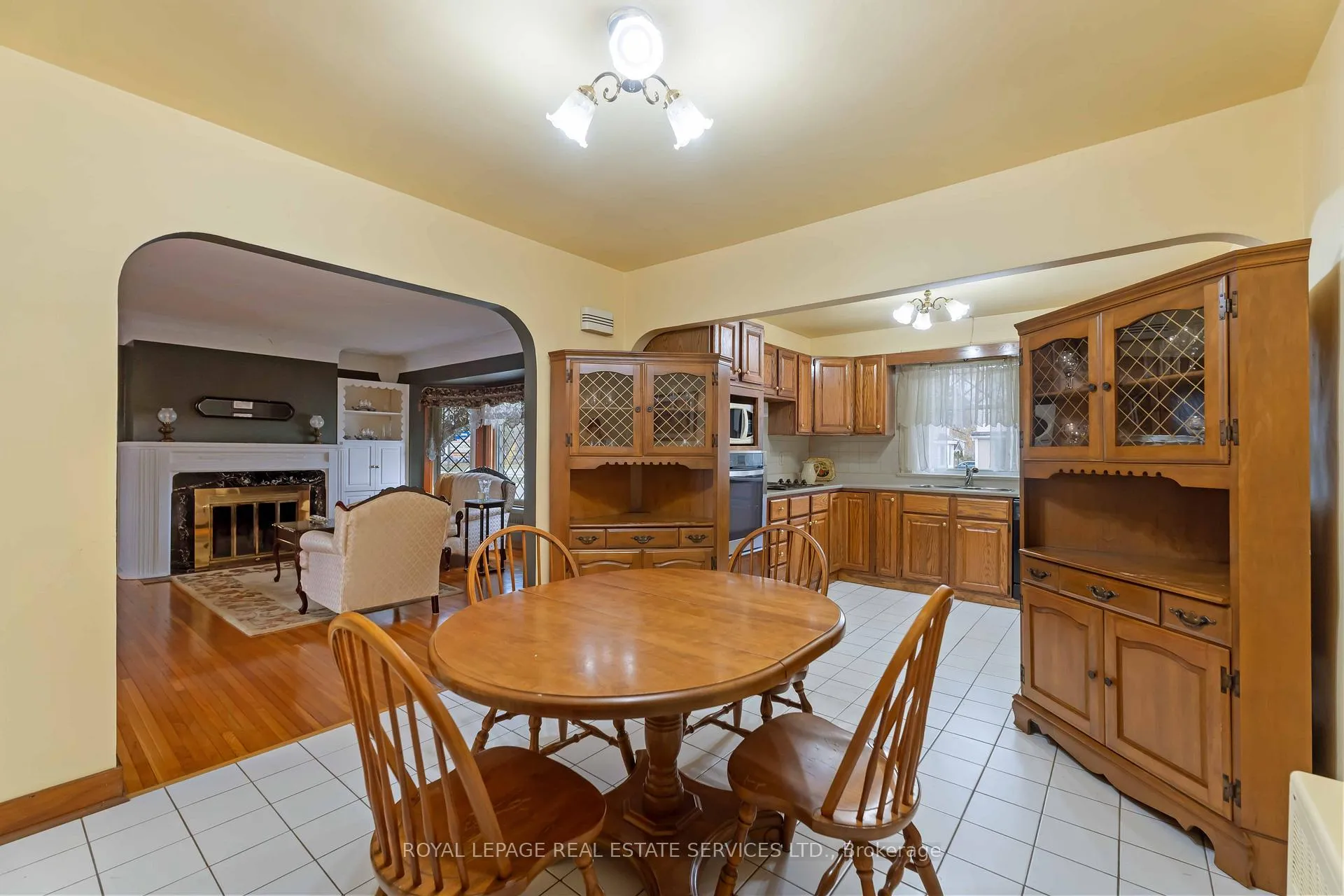 Photo 14 of 3835 Main Street, Niagara Falls, Chippawa — HOMEH