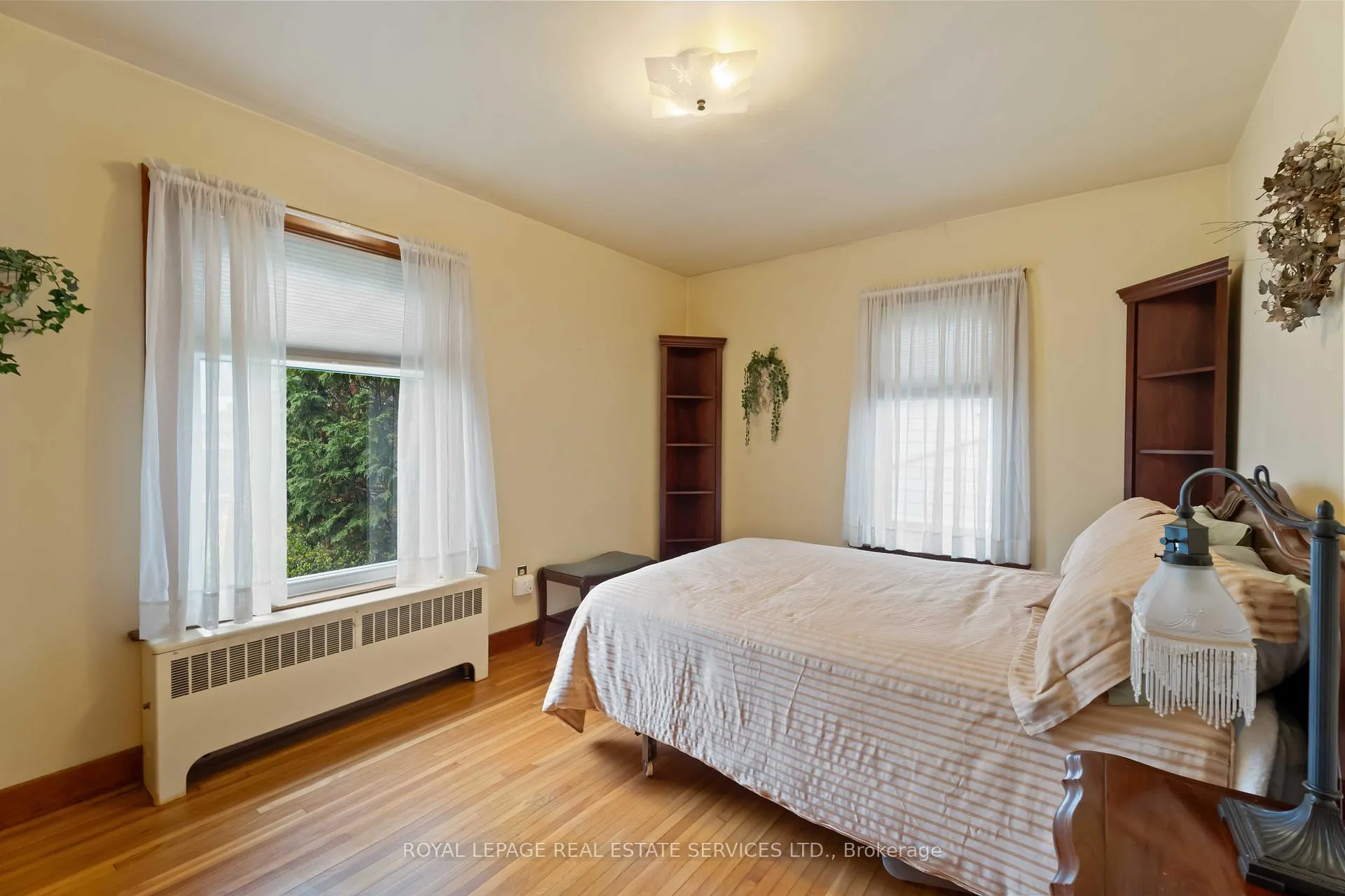 Photo 20 of 3835 Main Street, Niagara Falls, Chippawa — HOMEH