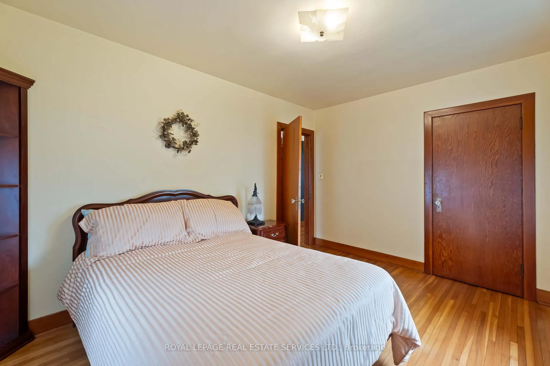 Photo 21 of 3835 Main Street, Niagara Falls, Chippawa — HOMEH