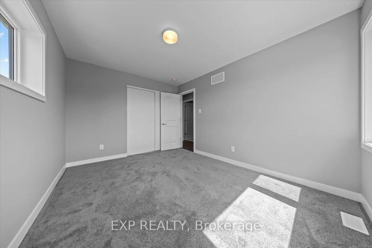 Photo 17 of 212 Tobiano Private, Ottawa, Stittsville (South) — HOMEH