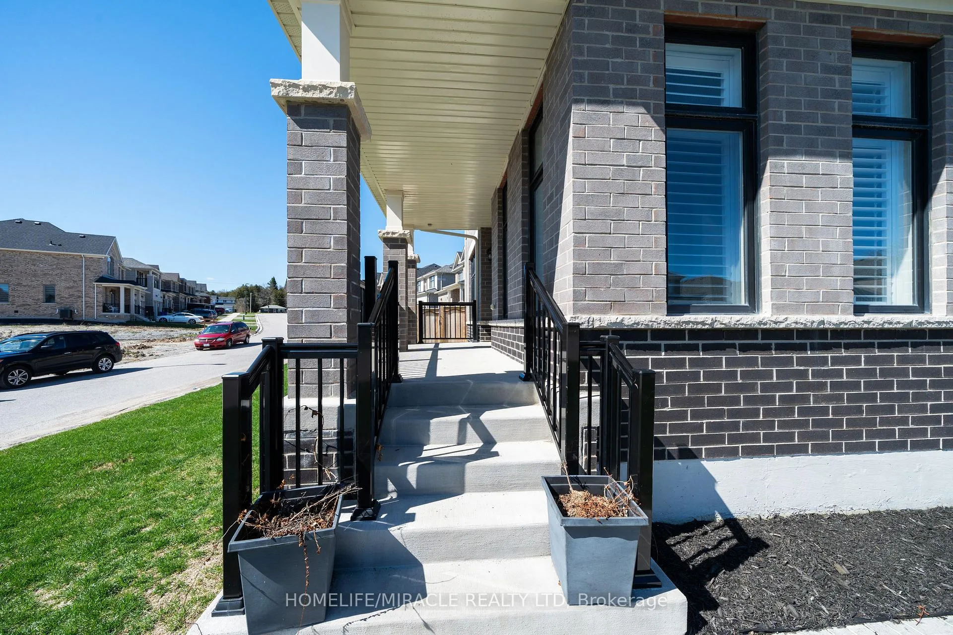 Photo 7 of 1 Ainslie Hill Crescent, Georgina, Sutton & Jackson's Point — HOMEH