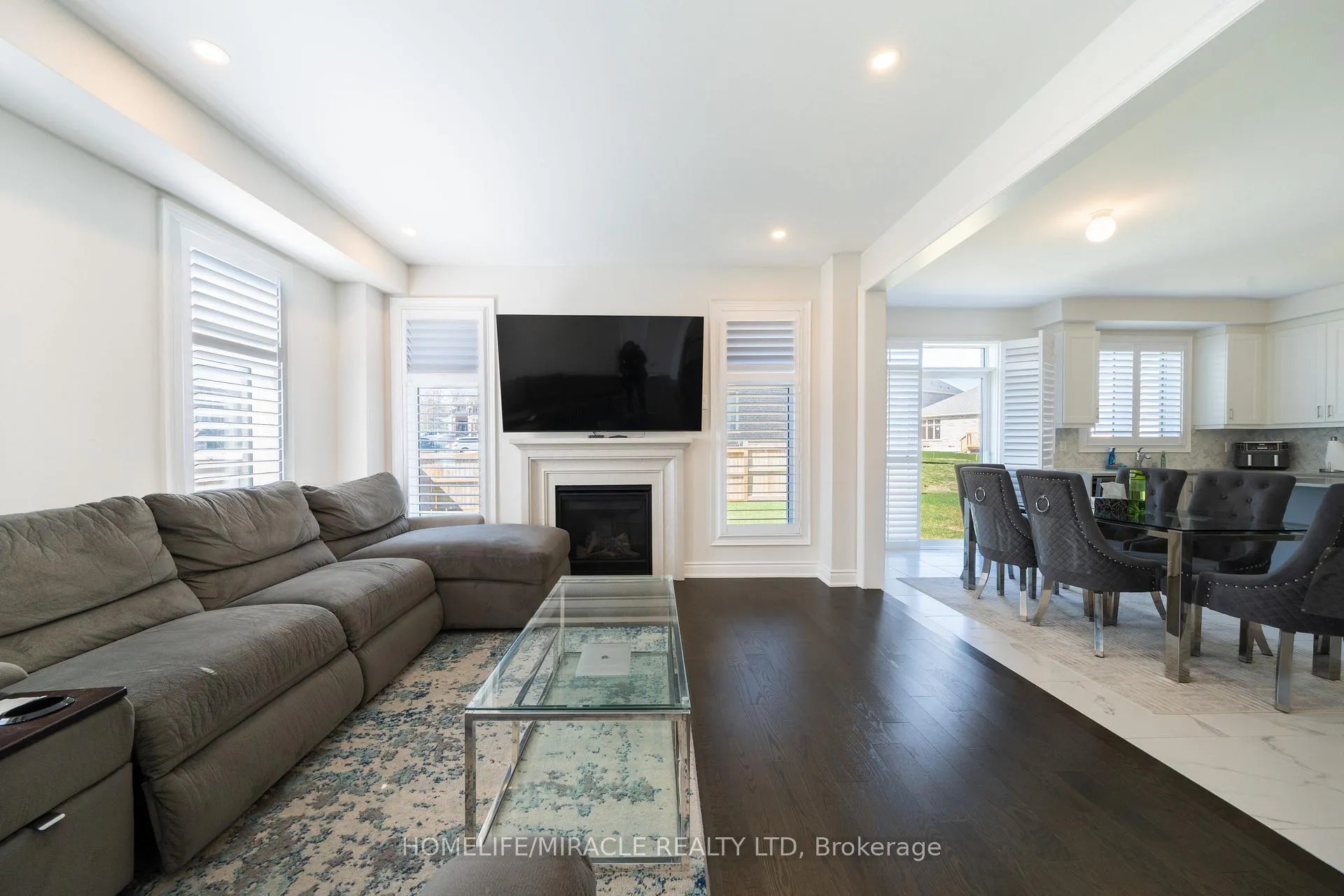 Photo 15 of 1 Ainslie Hill Crescent, Georgina, Sutton & Jackson's Point — HOMEH