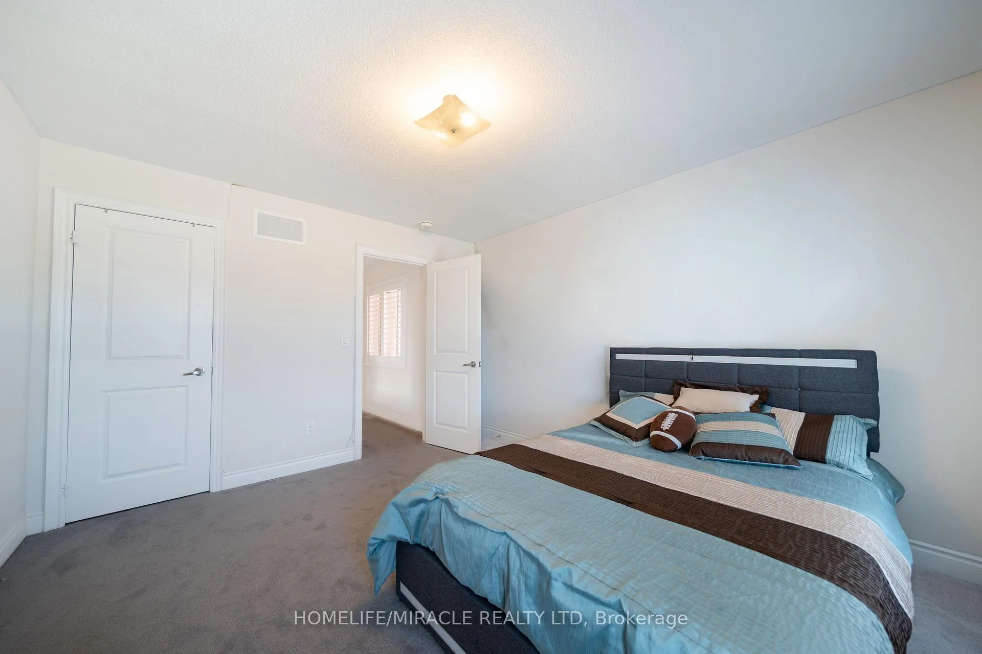 Photo 31 of 1 Ainslie Hill Crescent, Georgina, Sutton & Jackson's Point — HOMEH