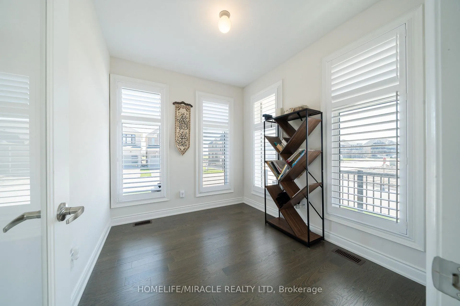 Photo 44 of 1 Ainslie Hill Crescent, Georgina, Sutton & Jackson's Point — HOMEH