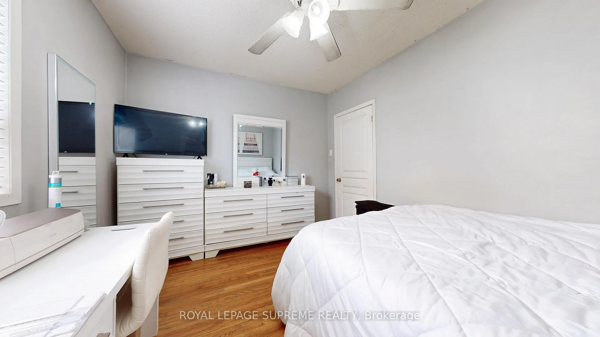 Photo 18 of 156 Osler Street, Toronto, Weston-Pellam Park — HOMEH