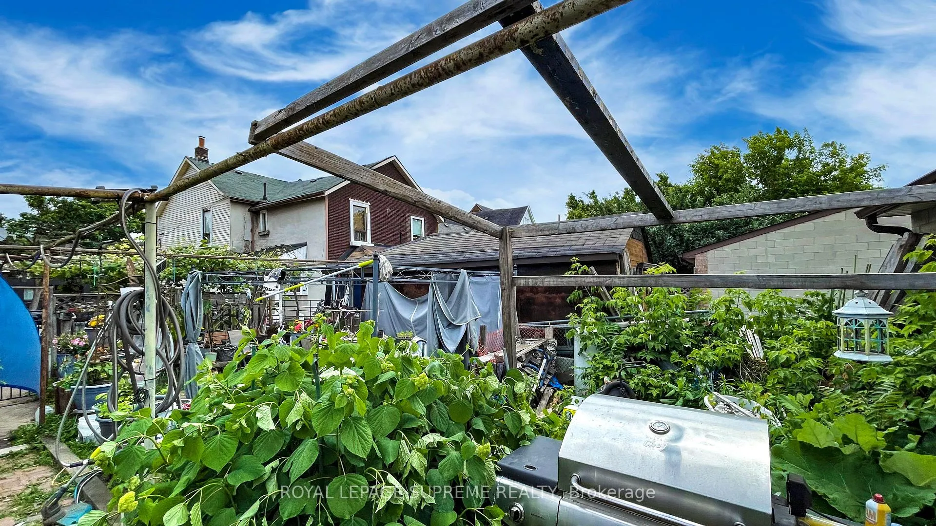 Photo 21 of 156 Osler Street, Toronto, Weston-Pellam Park — HOMEH