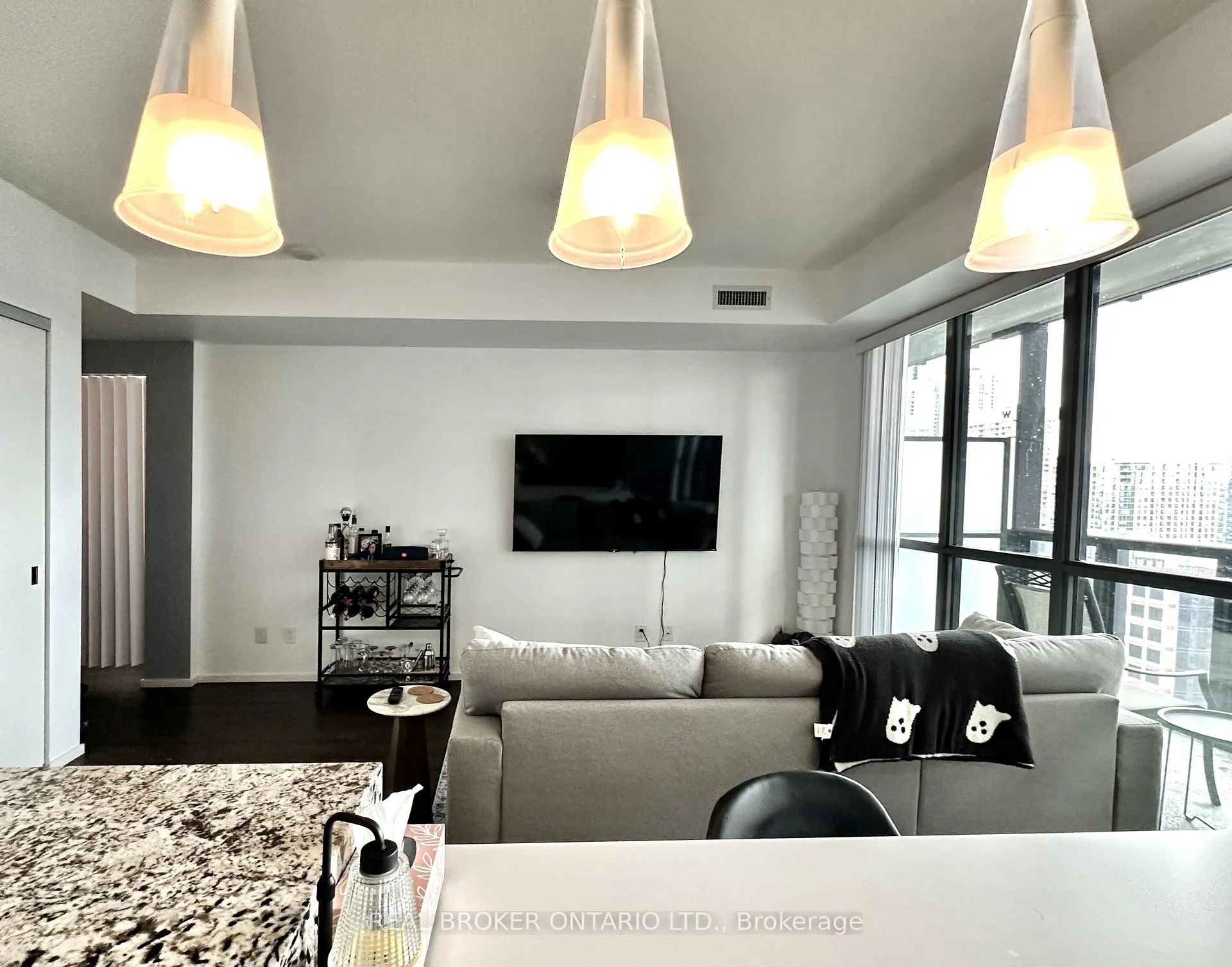 Photo 11 of Unit 2708, 101 Charles Street E, Toronto, Church-Yonge Corridor — HOMEH
