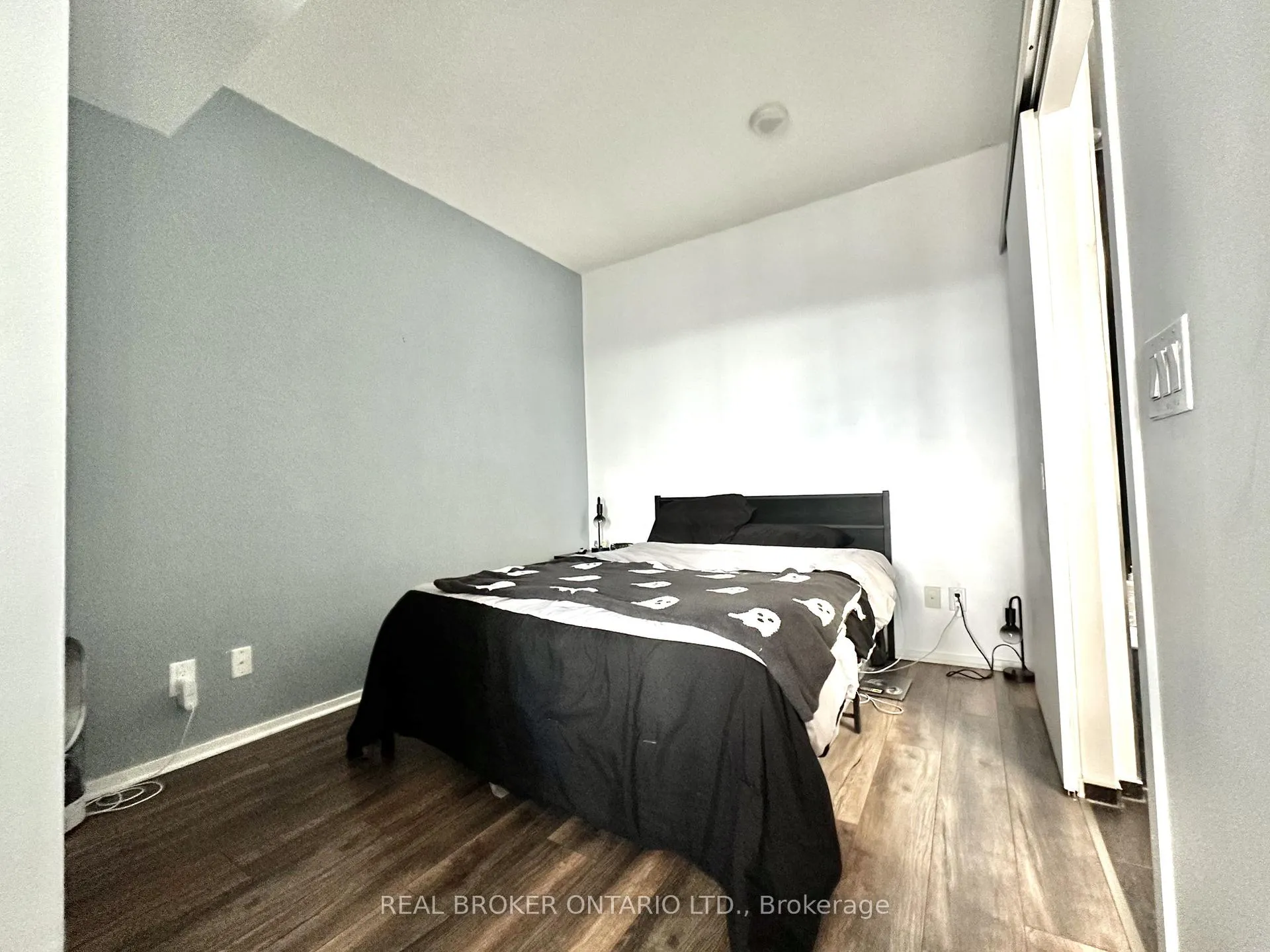 Photo 12 of Unit 2708, 101 Charles Street E, Toronto, Church-Yonge Corridor — HOMEH