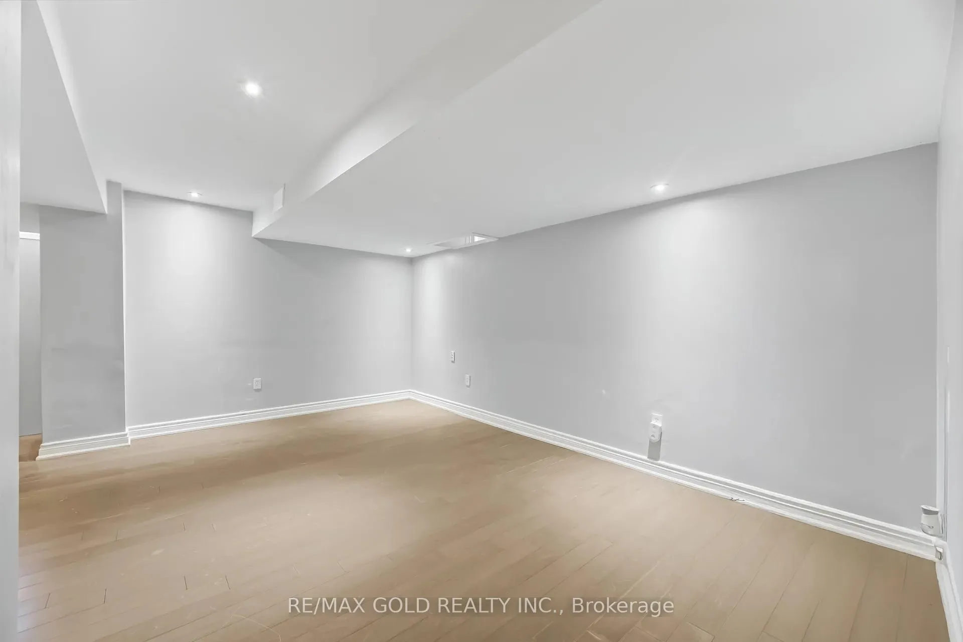 Photo 31 of 152 Father Tobin Road, Brampton, Sandringham-Wellington — HOMEH