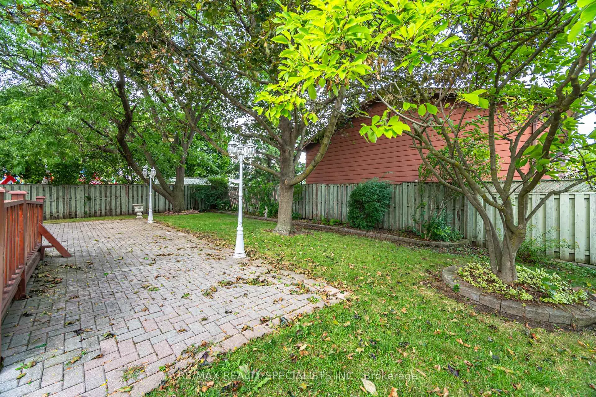 Photo 28 of 30 Linkdale Road, Brampton, Brampton North — HOMEH