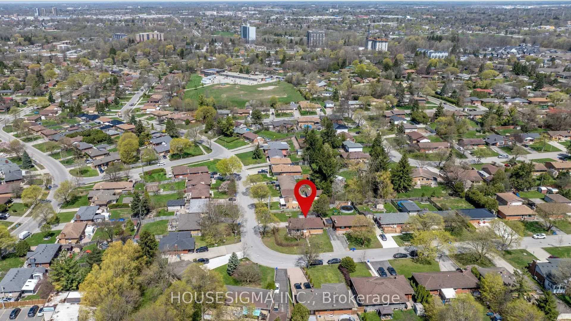 Photo 44 of 286 Burlington Crescent, London, South J — HOMEH