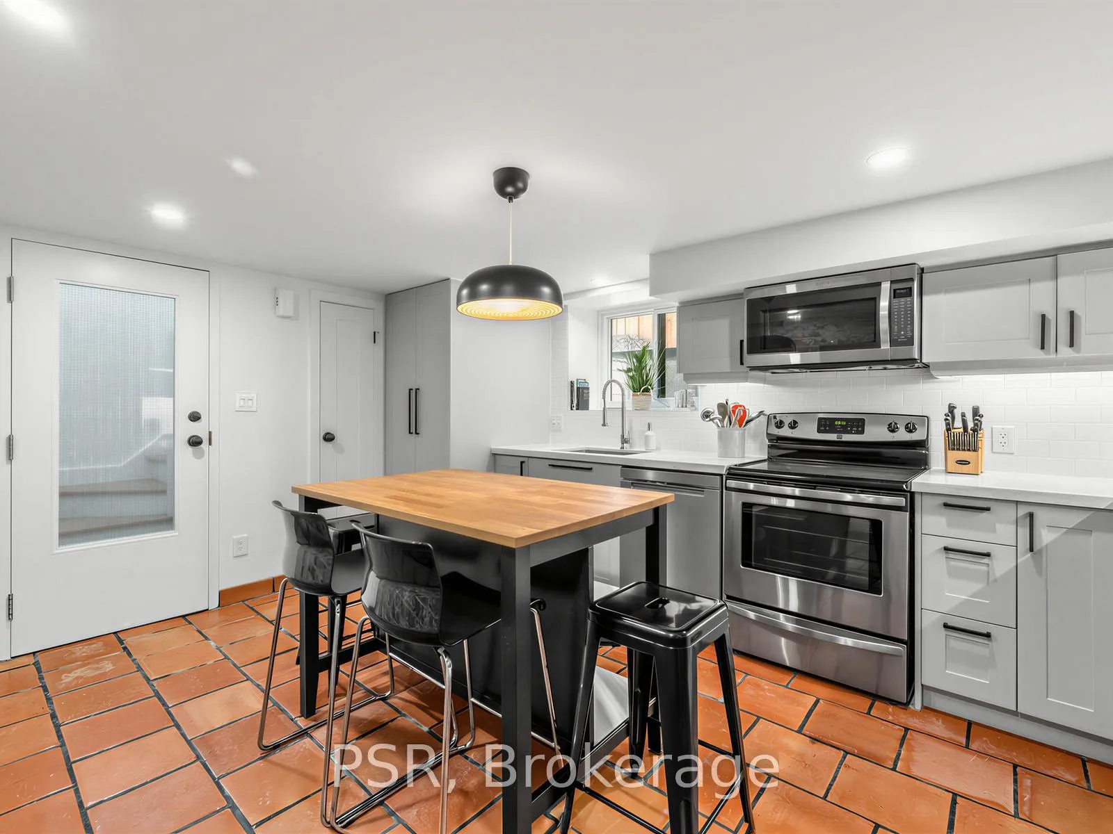 Photo 8 of Unit B, 69 Crawford Street, Toronto, Trinity-Bellwoods — HOMEH