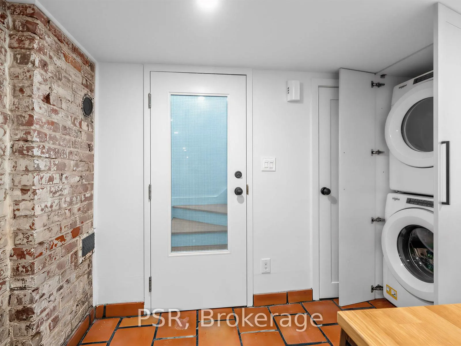 Photo 10 of Unit B, 69 Crawford Street, Toronto, Trinity-Bellwoods — HOMEH