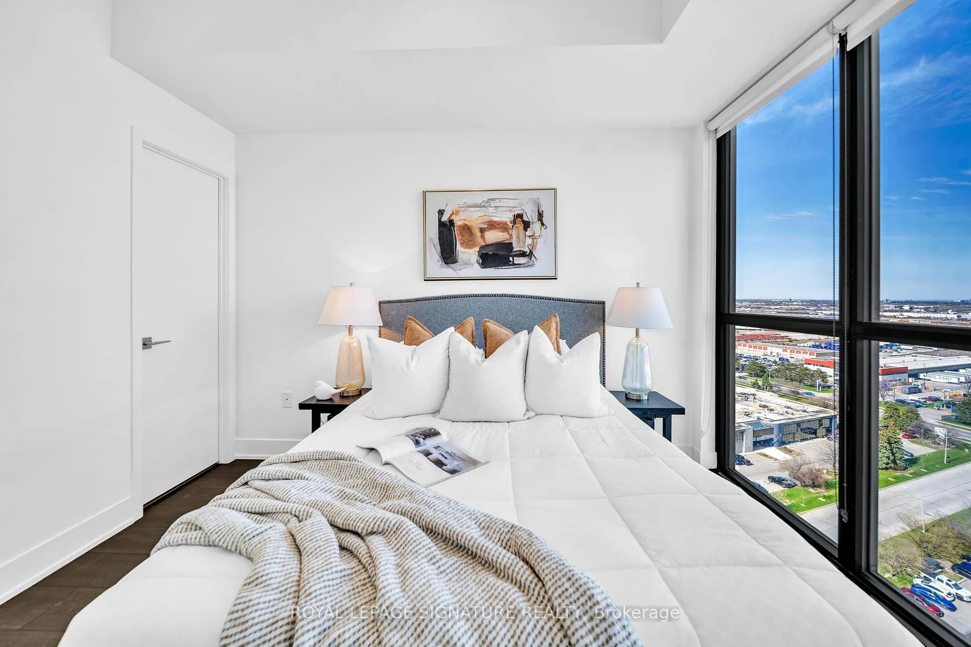 Photo 18 of Unit 1610, 2908 Highway 7, Vaughan, Concord — HOMEH