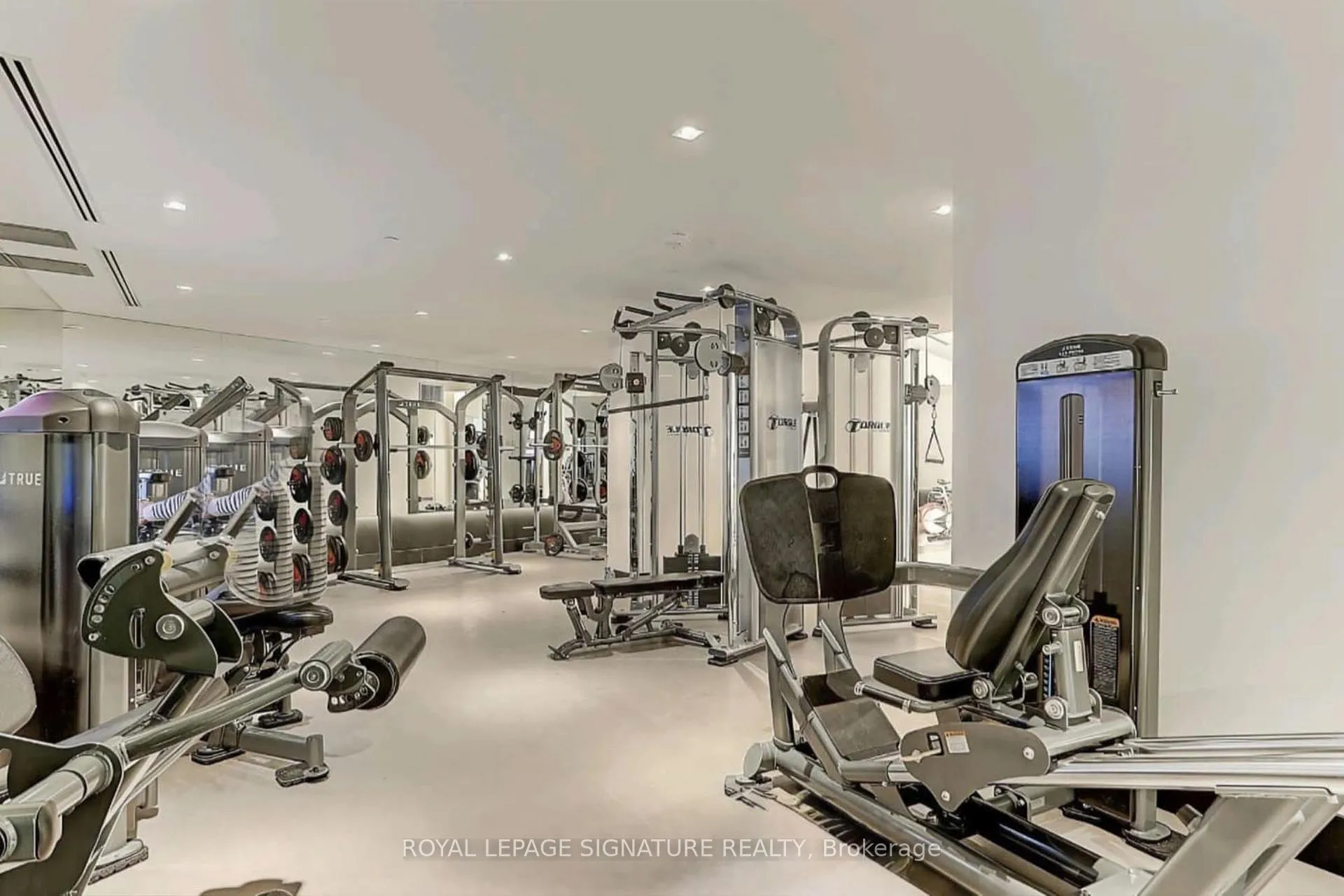 Photo 28 of Unit 1610, 2908 Highway 7, Vaughan, Concord — HOMEH