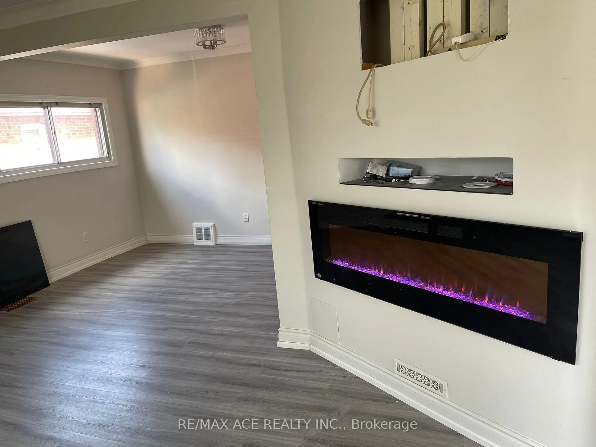 Photo 3 of Unit Main, 101 Flora Drive, Scarborough, Dorset Park — HOMEH
