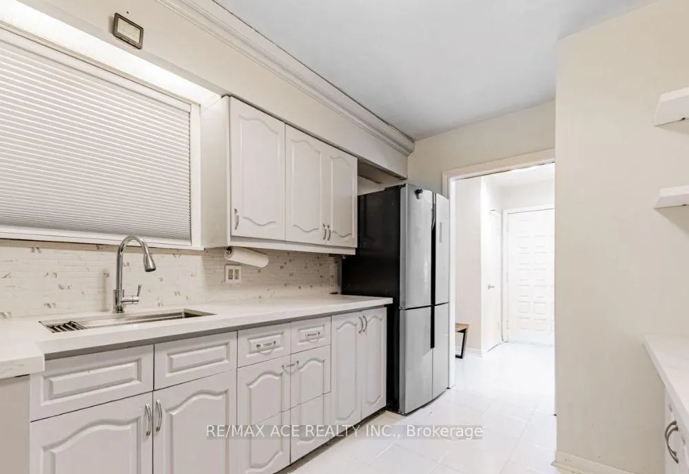 Photo 5 of Unit Main, 101 Flora Drive, Scarborough, Dorset Park — HOMEH