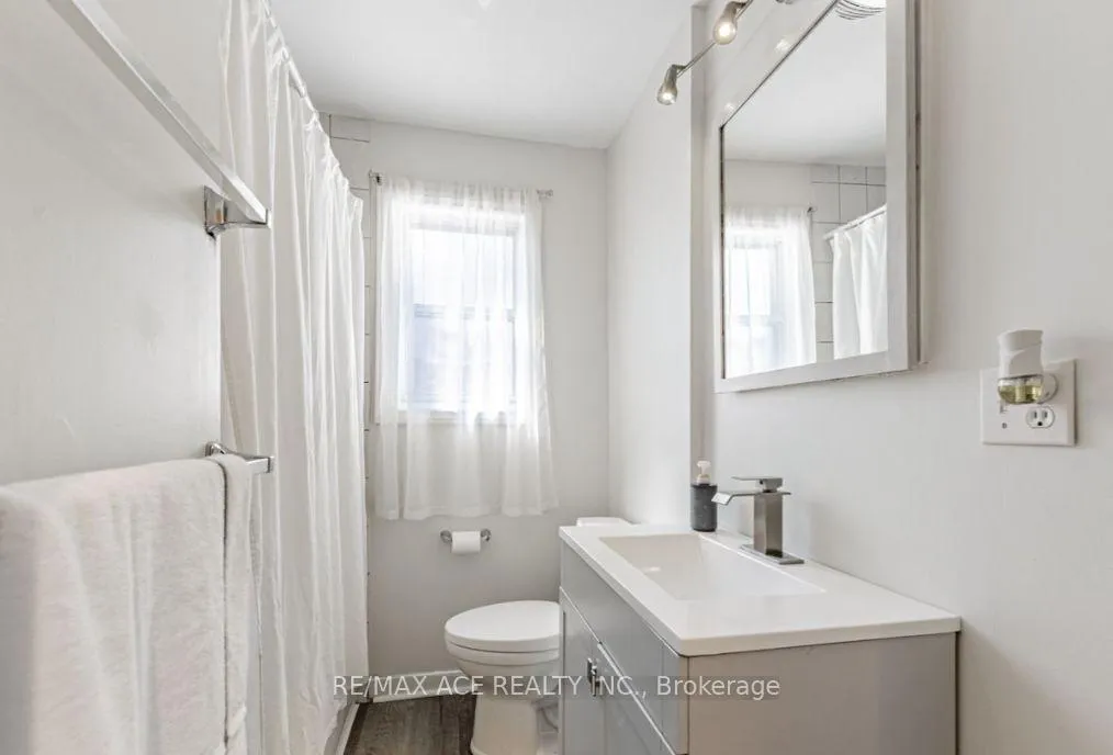 Photo 10 of Unit Main, 101 Flora Drive, Scarborough, Dorset Park — HOMEH