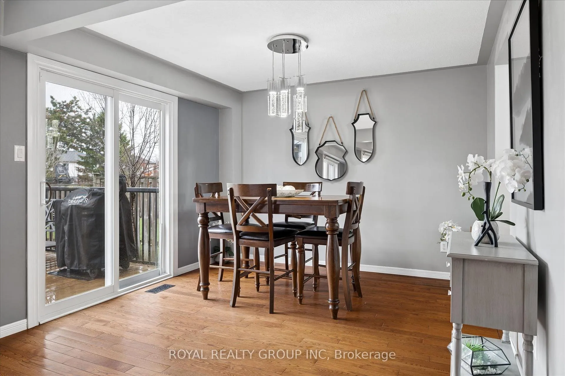Photo 9 of 14 Wycliffe Place, Kitchener — HOMEH