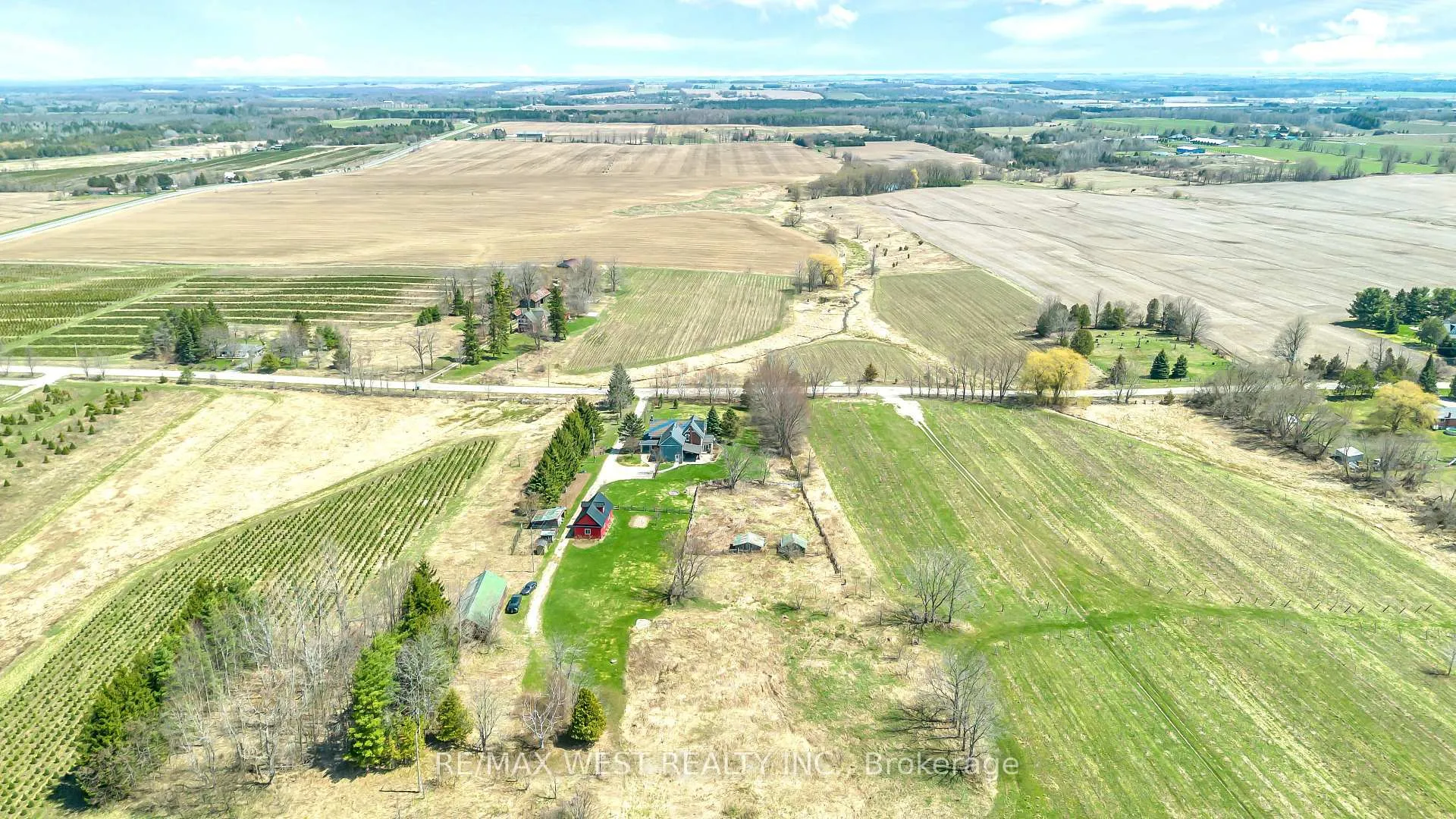 Photo 8 of 5994 Concession Rd 2, Adjala-Tosorontio, Rural Adjala-Tosorontio — HOMEH