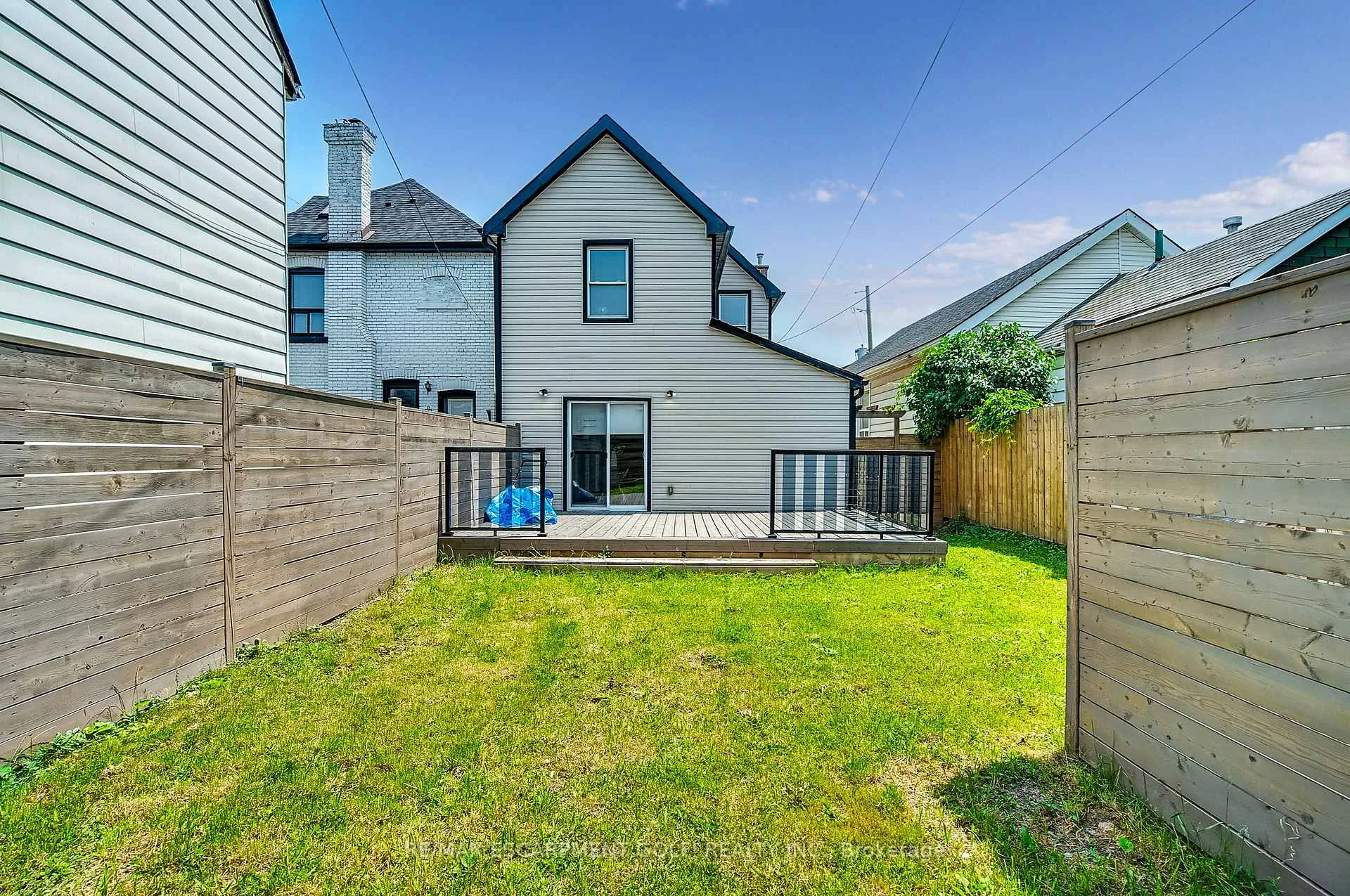 Photo 34 of 221 Rosslyn Avenue N, Hamilton, Crown Point — HOMEH