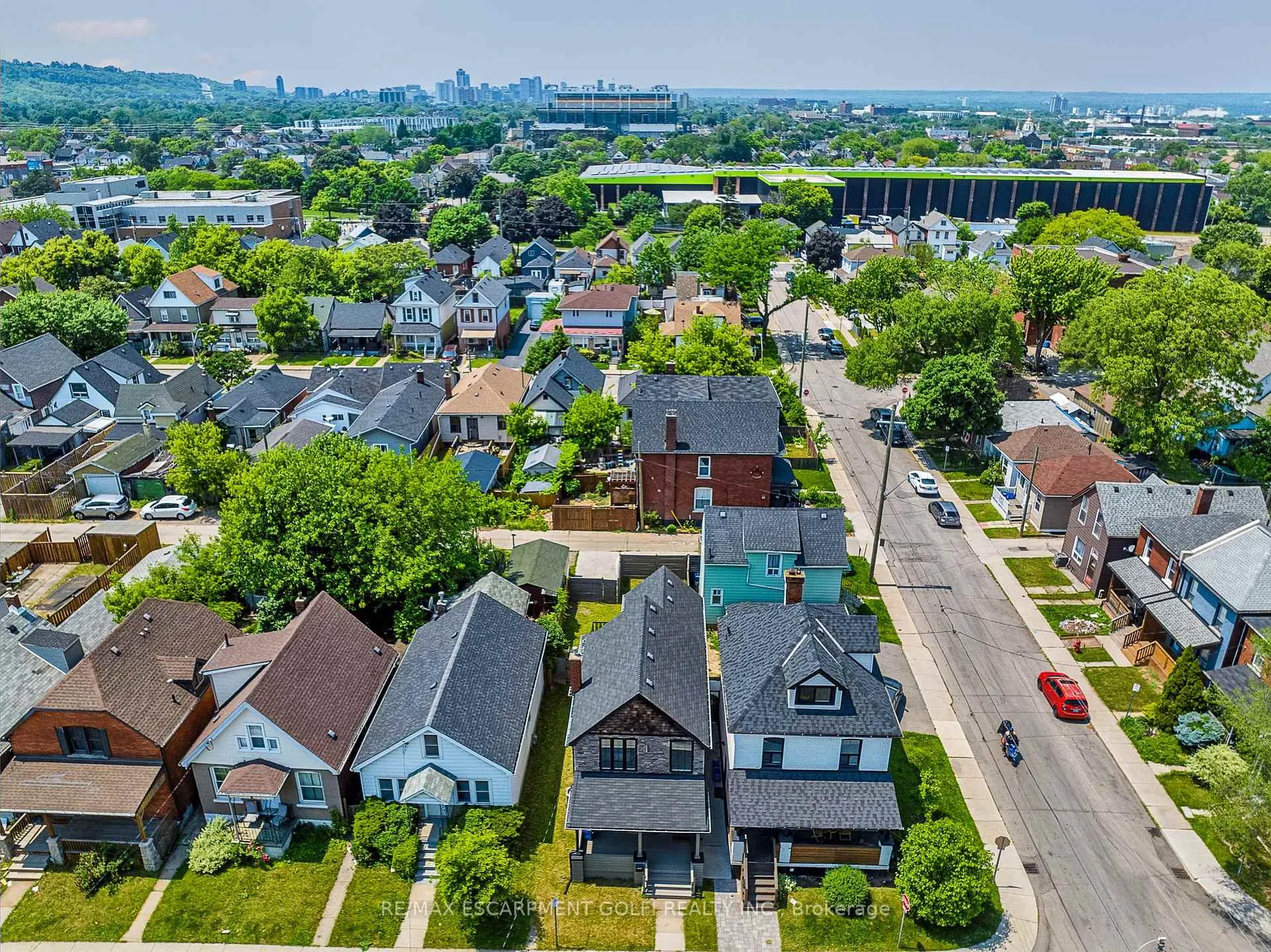 Photo 40 of 221 Rosslyn Avenue N, Hamilton, Crown Point — HOMEH