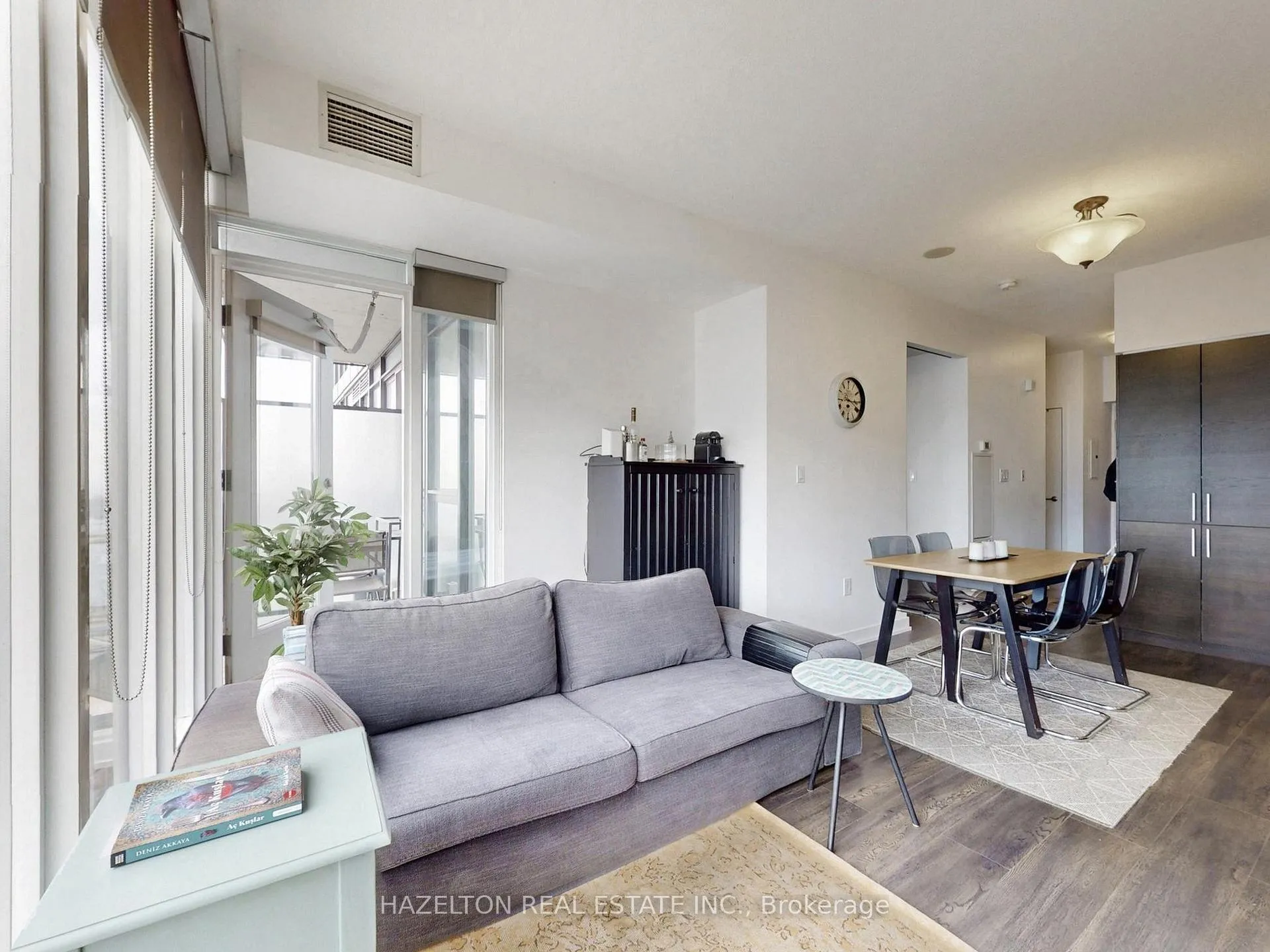 Photo 8 of Unit 3502, 25 Capreol Court, Toronto, Waterfront Communities — HOMEH
