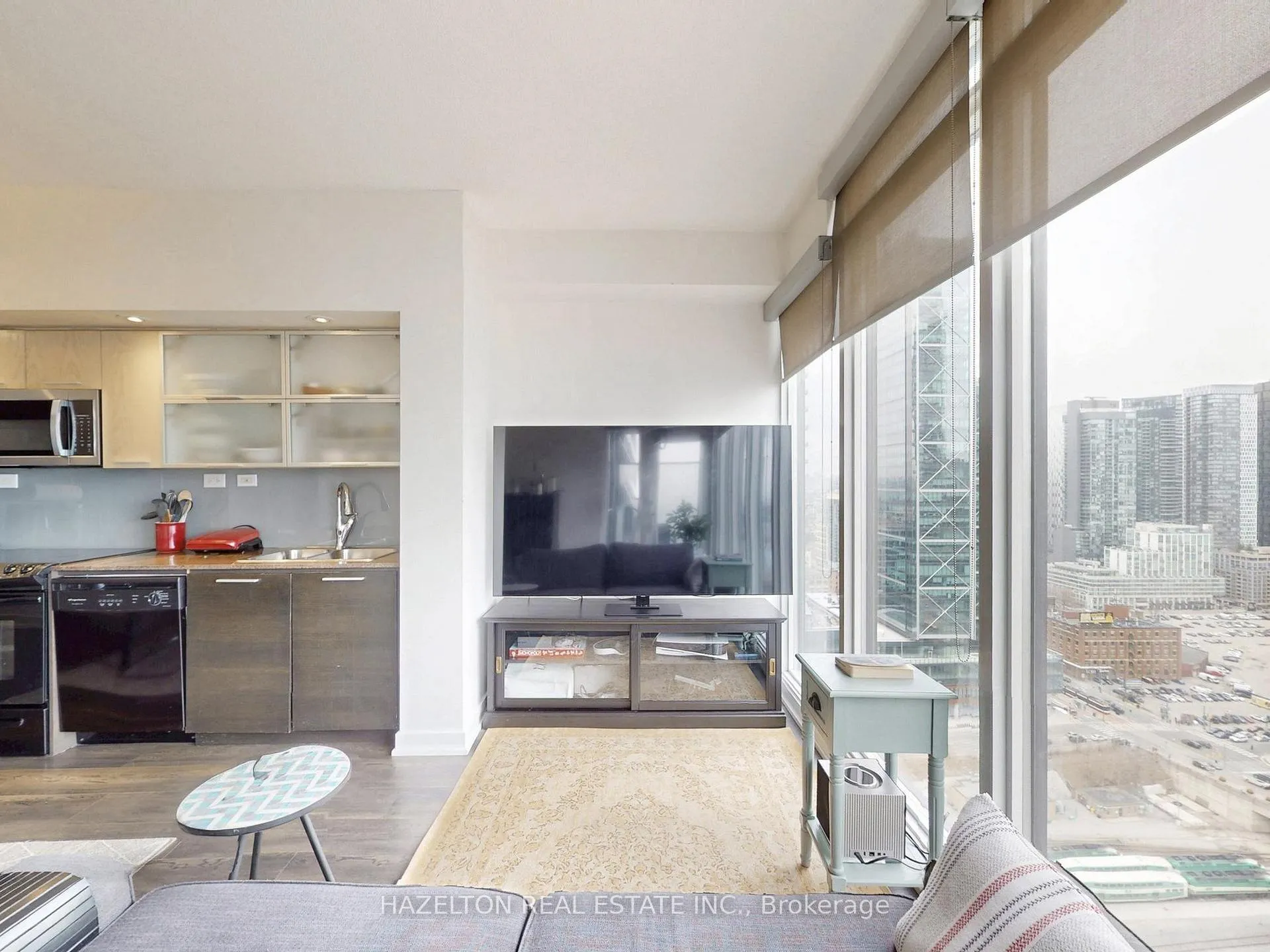 Photo 10 of Unit 3502, 25 Capreol Court, Toronto, Waterfront Communities — HOMEH
