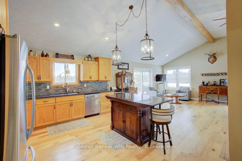Photo 15 of 314539 6 Highway, West Grey — HOMEH