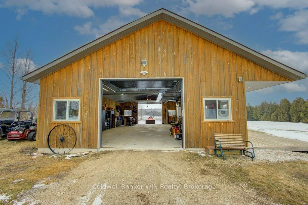 Photo 39 of 314539 6 Highway, West Grey — HOMEH