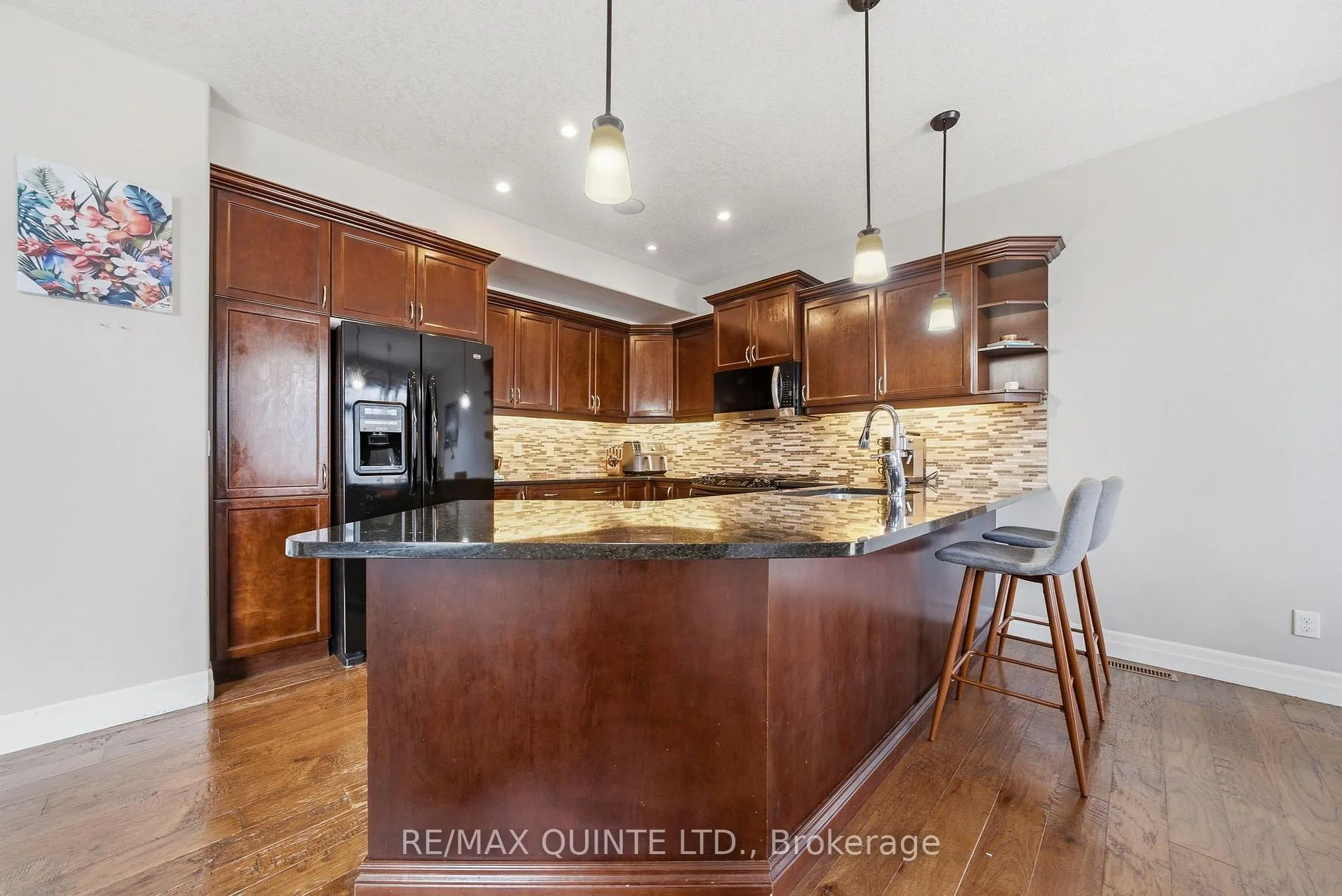 Photo 7 of 47 Hanover Court, Belleville, Thurlow Ward — HOMEH