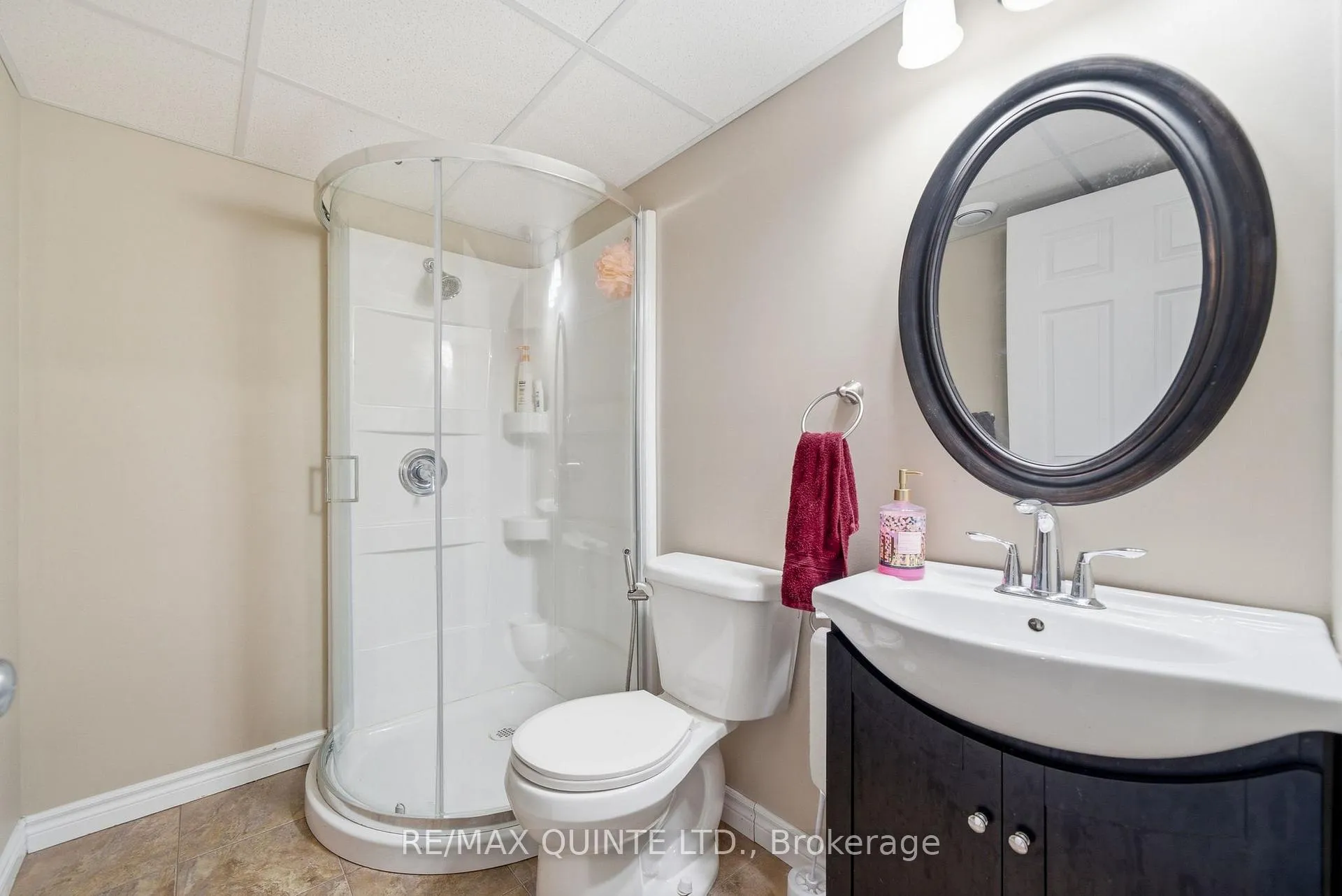 Photo 28 of 47 Hanover Court, Belleville, Thurlow Ward — HOMEH