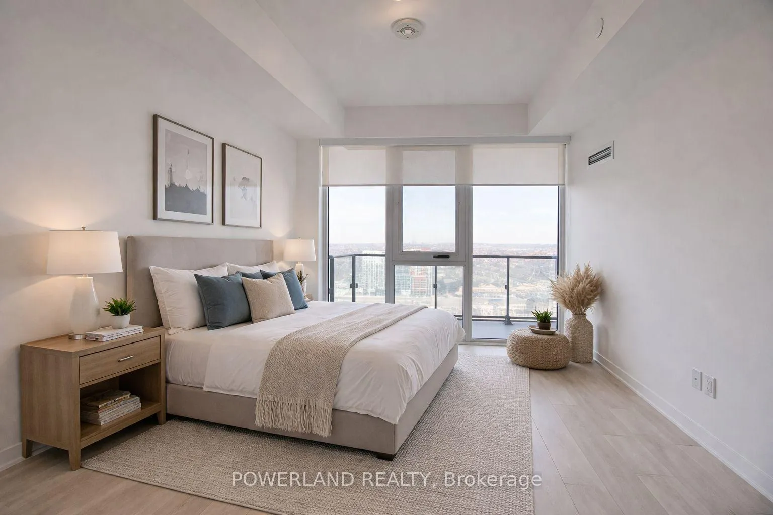 Photo 3 of Unit 2312, 95 Oneida Crescent, Richmond Hill, Langstaff — HOMEH