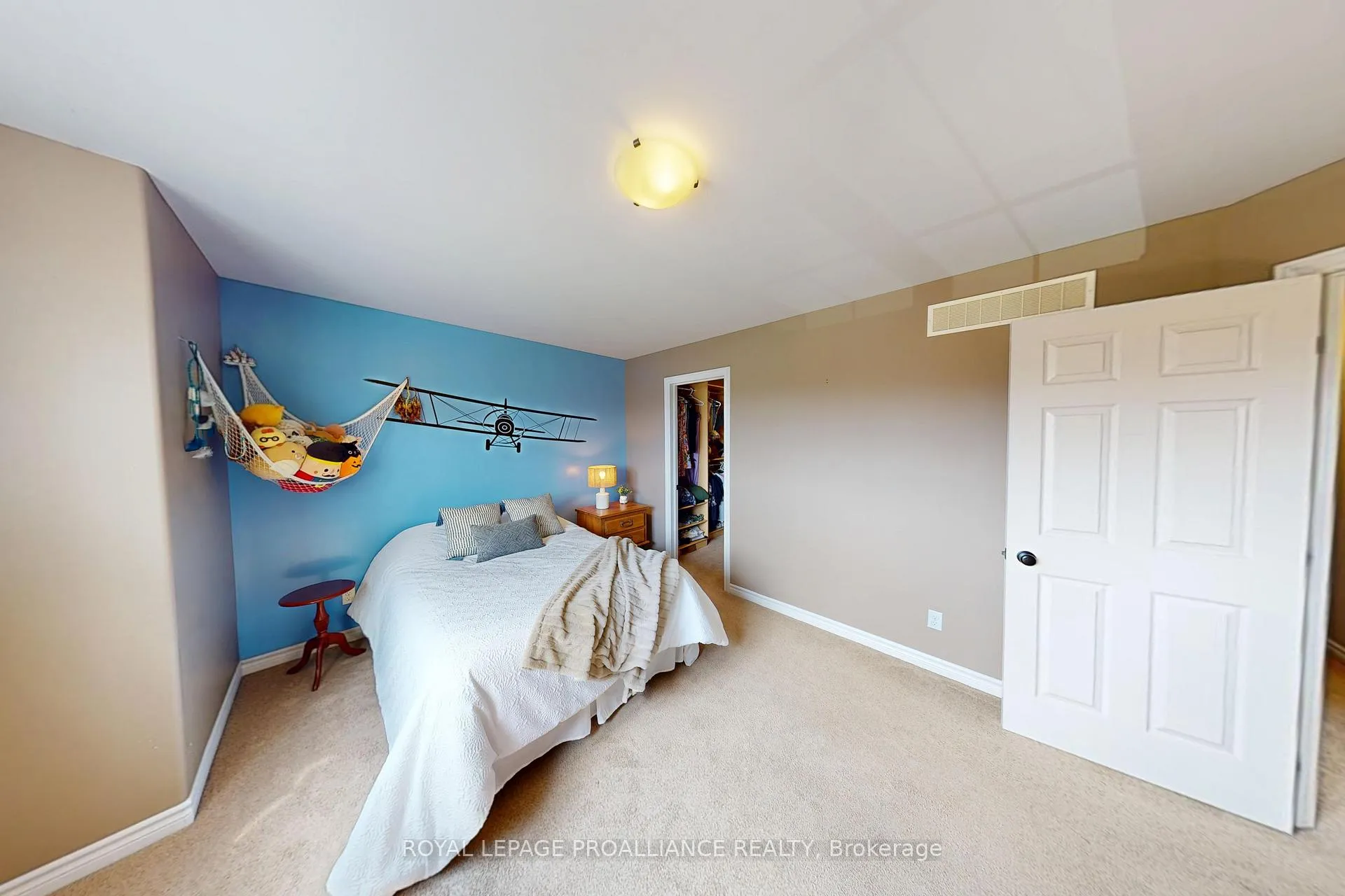 Photo 18 of 2 Meagher Place, Belleville, Belleville Ward — HOMEH