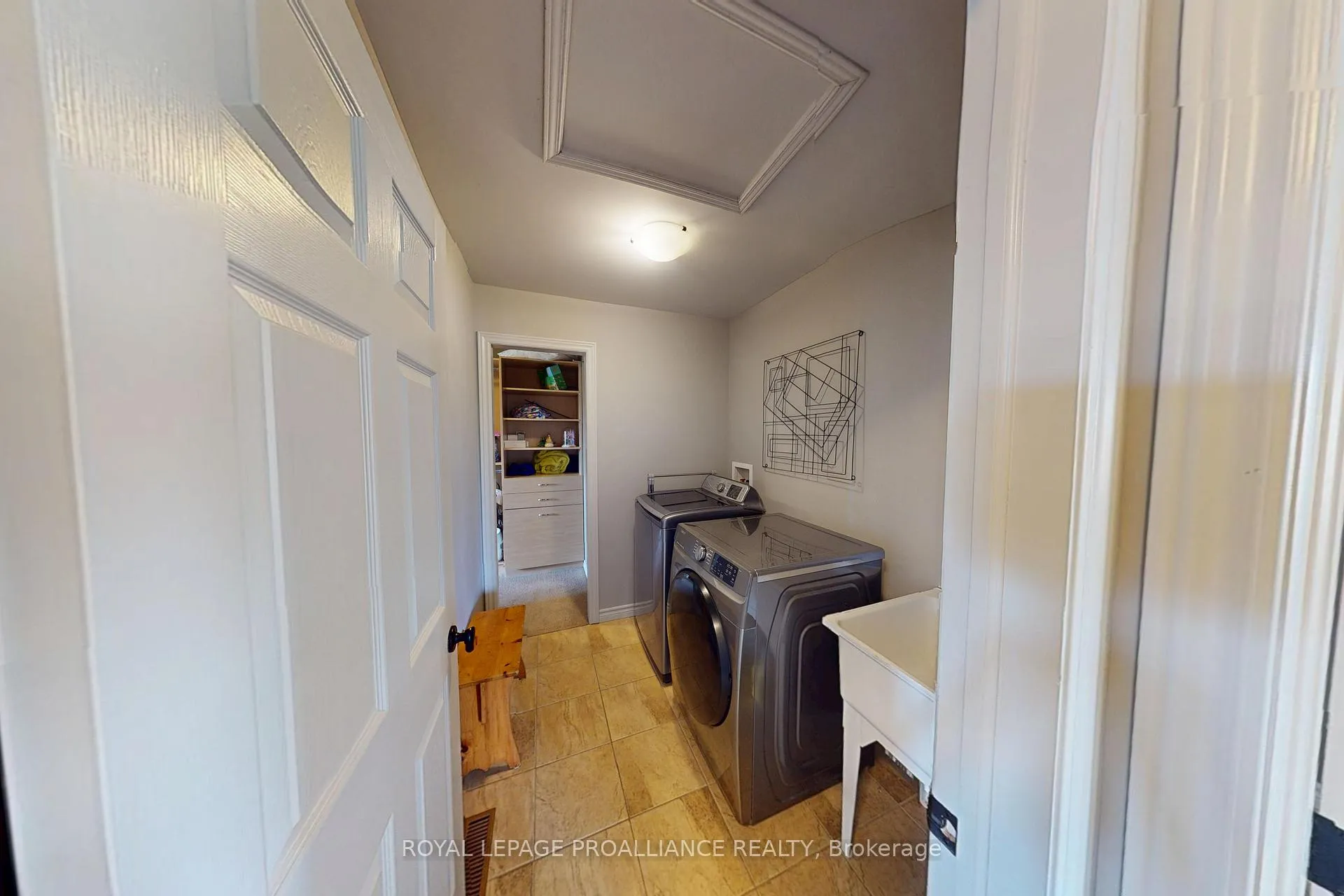Photo 22 of 2 Meagher Place, Belleville, Belleville Ward — HOMEH