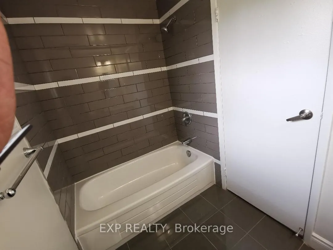 Photo 6 of Unit 5, 550 Second Street, London, East H — HOMEH
