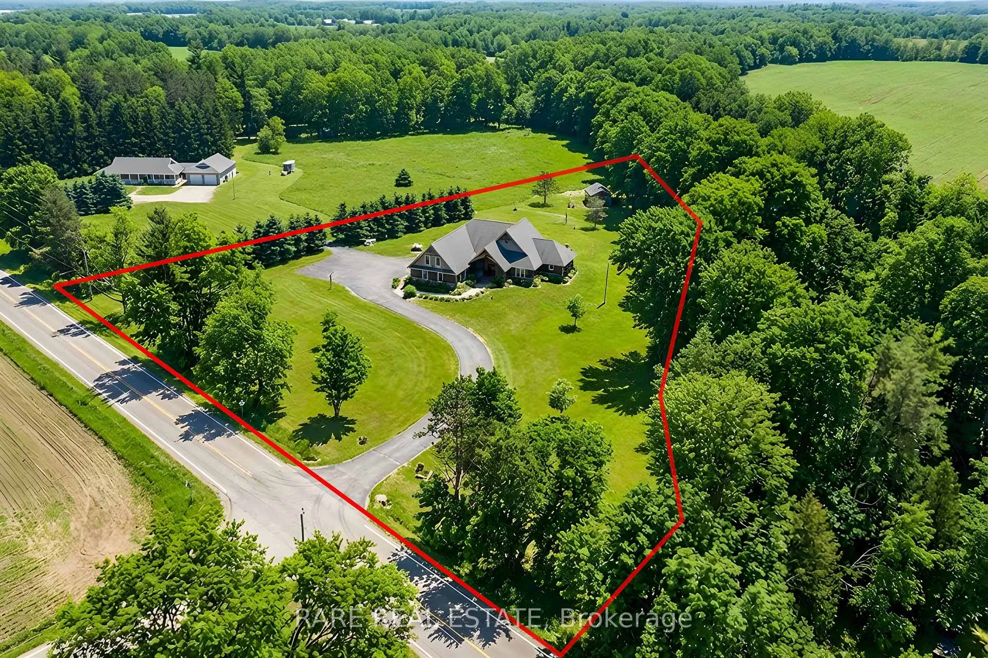 Photo 3 of 2957 3/4 Sunnidale Side Road, Clearview, Rural Clearview — HOMEH