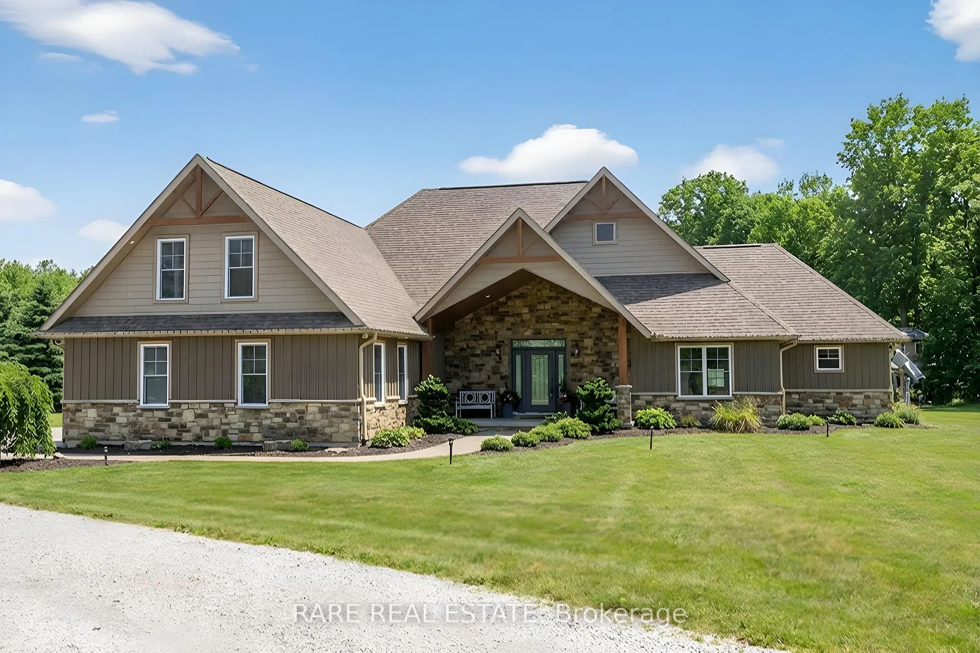 Photo 4 of 2957 3/4 Sunnidale Side Road, Clearview, Rural Clearview — HOMEH