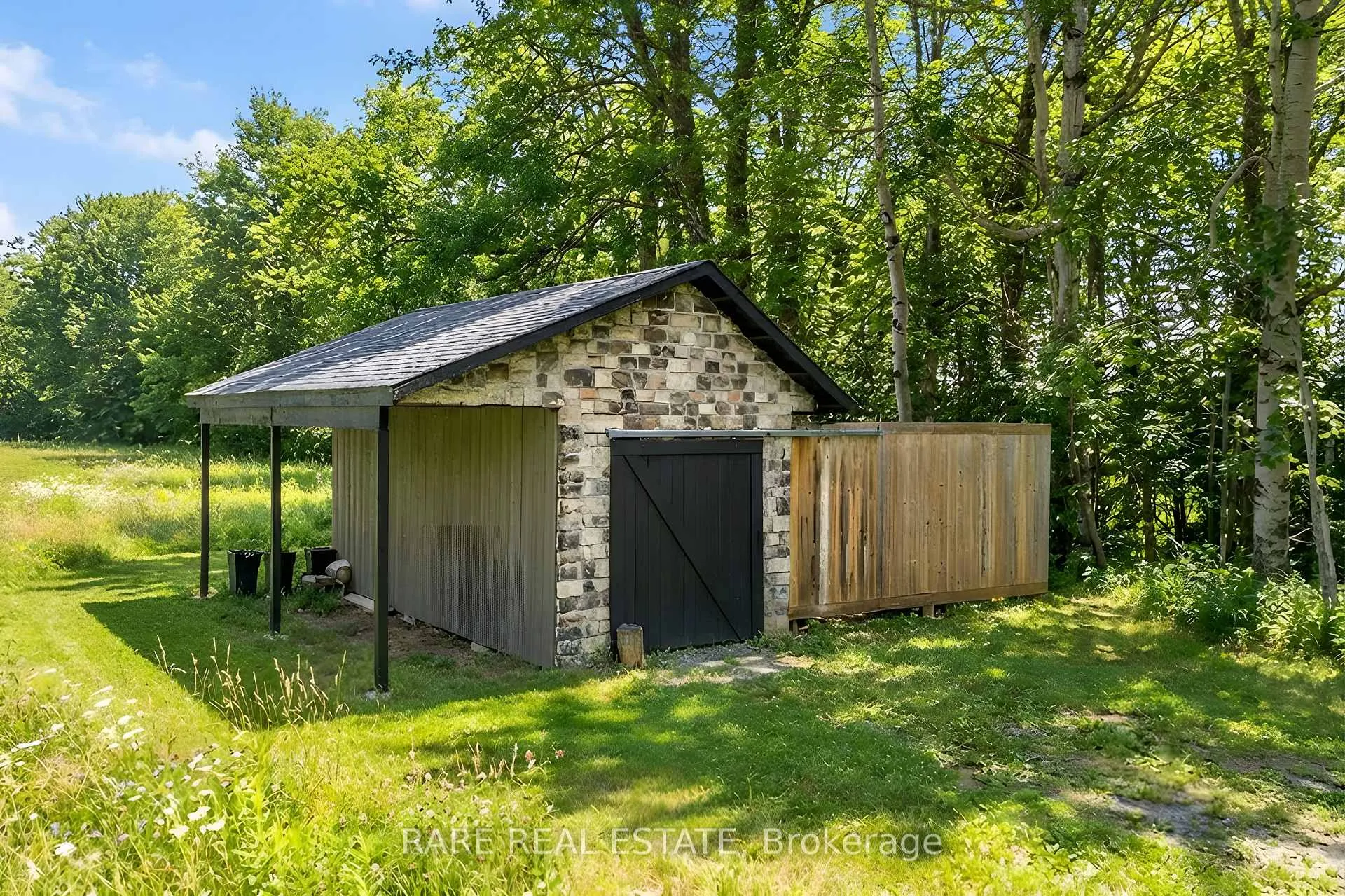 Photo 44 of 2957 3/4 Sunnidale Side Road, Clearview, Rural Clearview — HOMEH