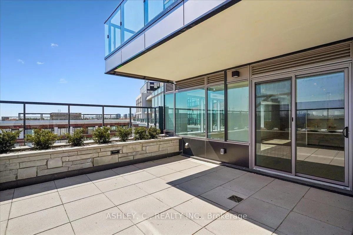 Photo 9 of Unit 823, 259 The Kingsway, Etobicoke, Edenbridge-Humber Valley — HOMEH