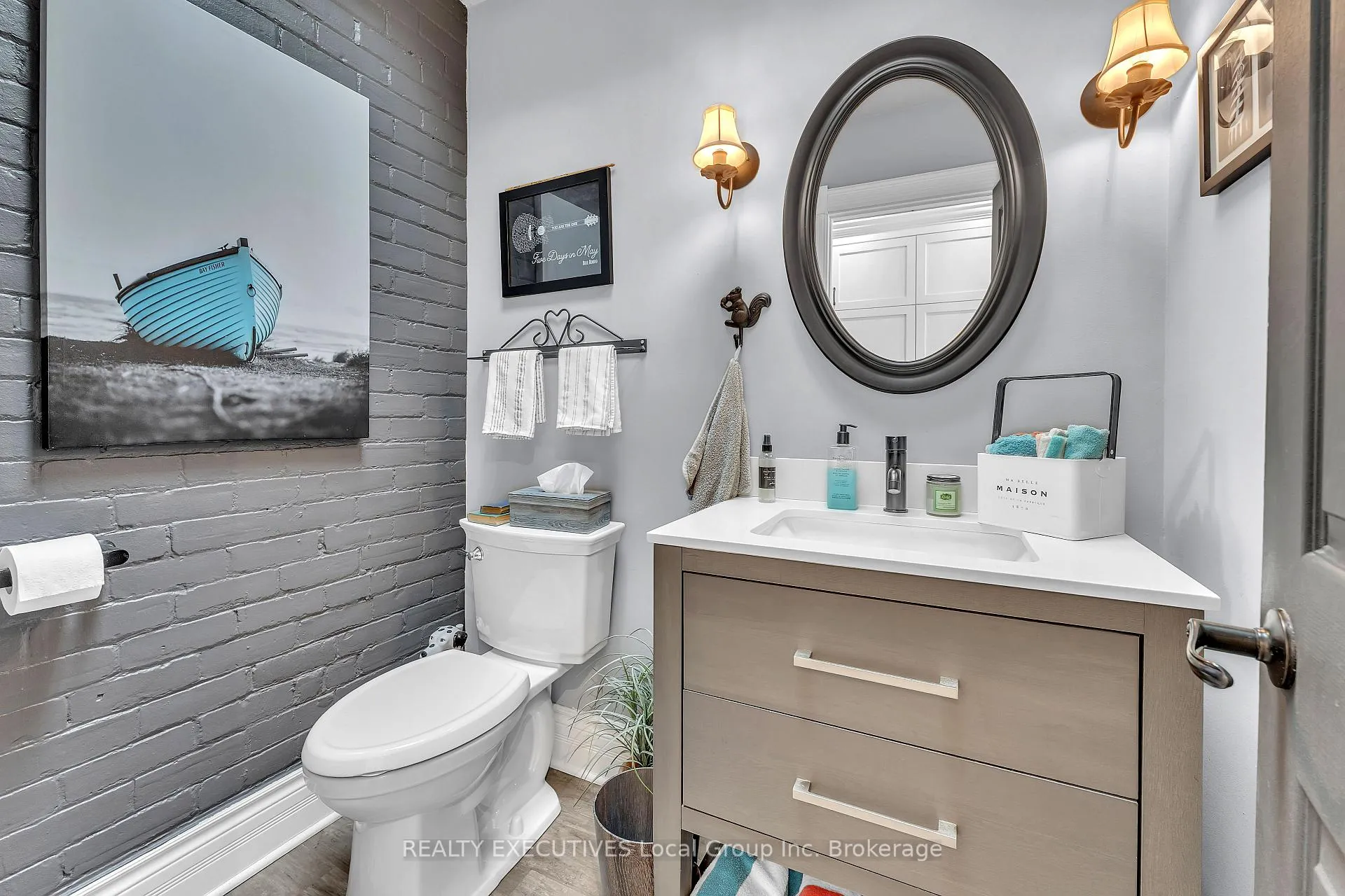 Photo 13 of 150 First Avenue E, North Bay, Central — HOMEH