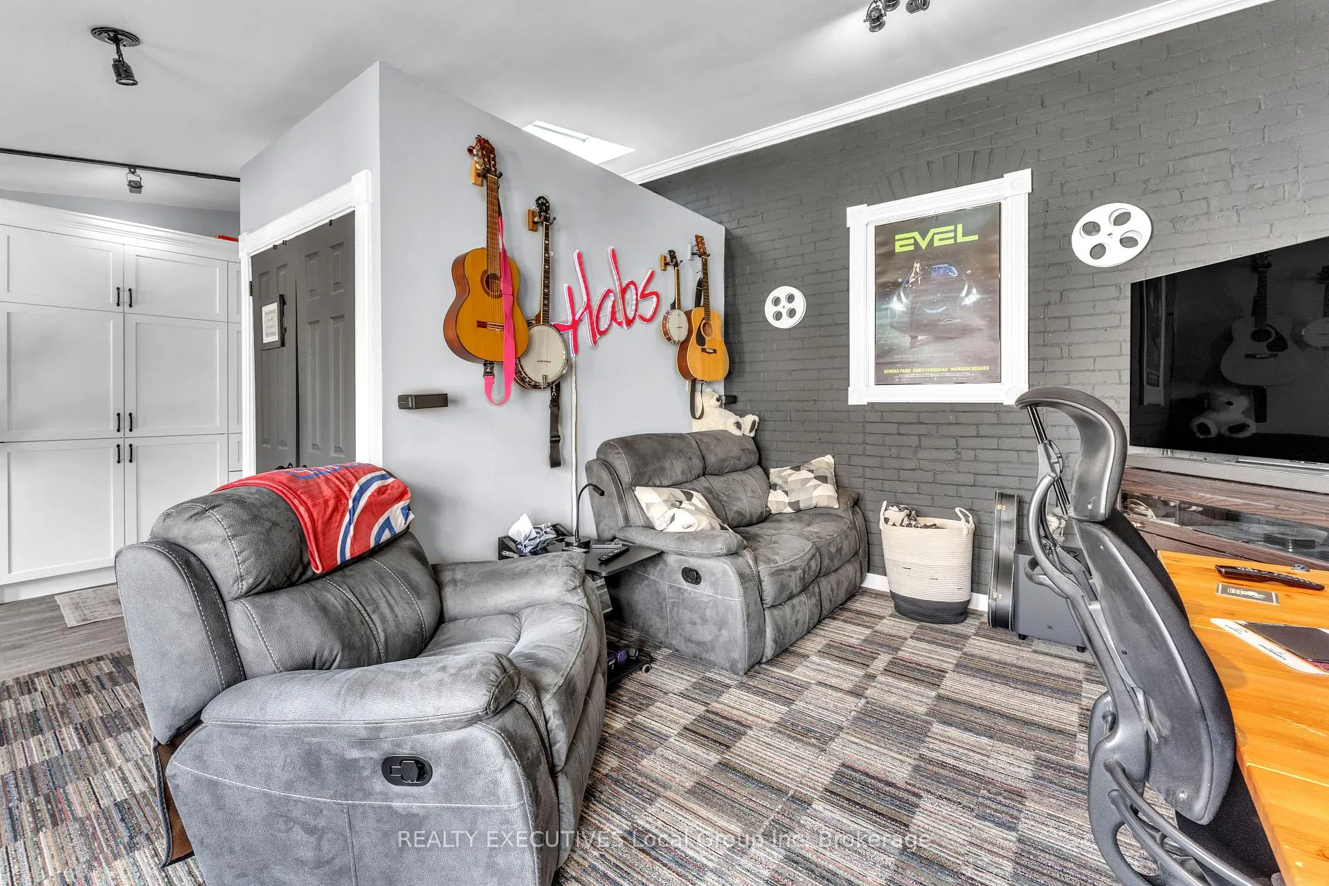 Photo 16 of 150 First Avenue E, North Bay, Central — HOMEH