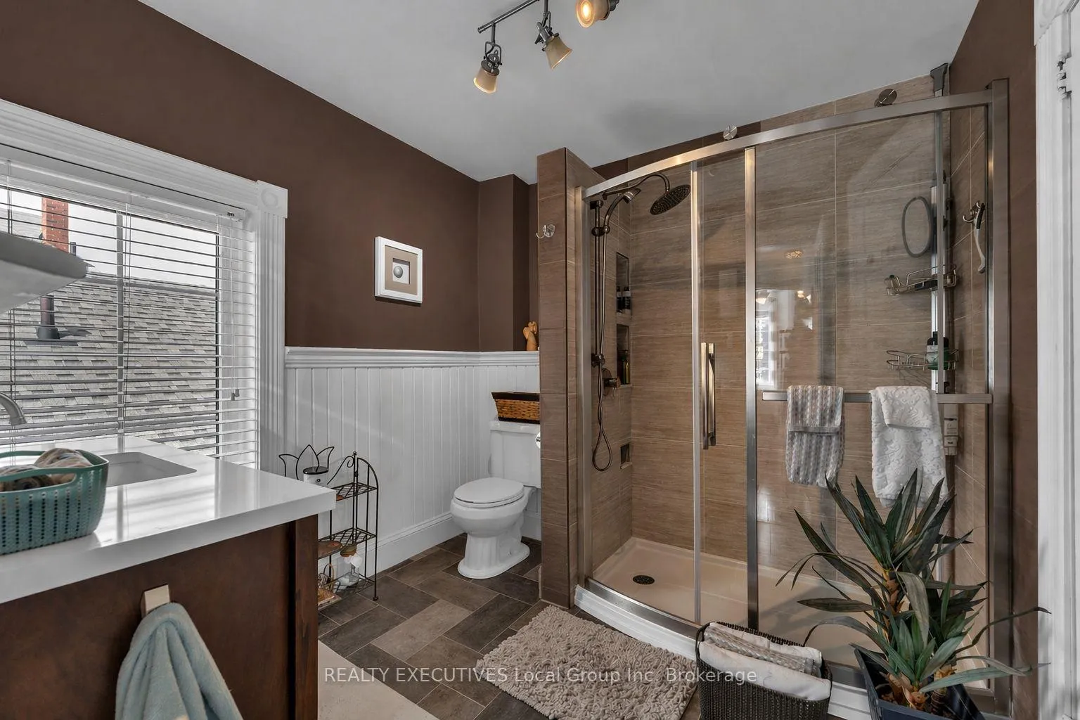 Photo 43 of 150 First Avenue E, North Bay, Central — HOMEH