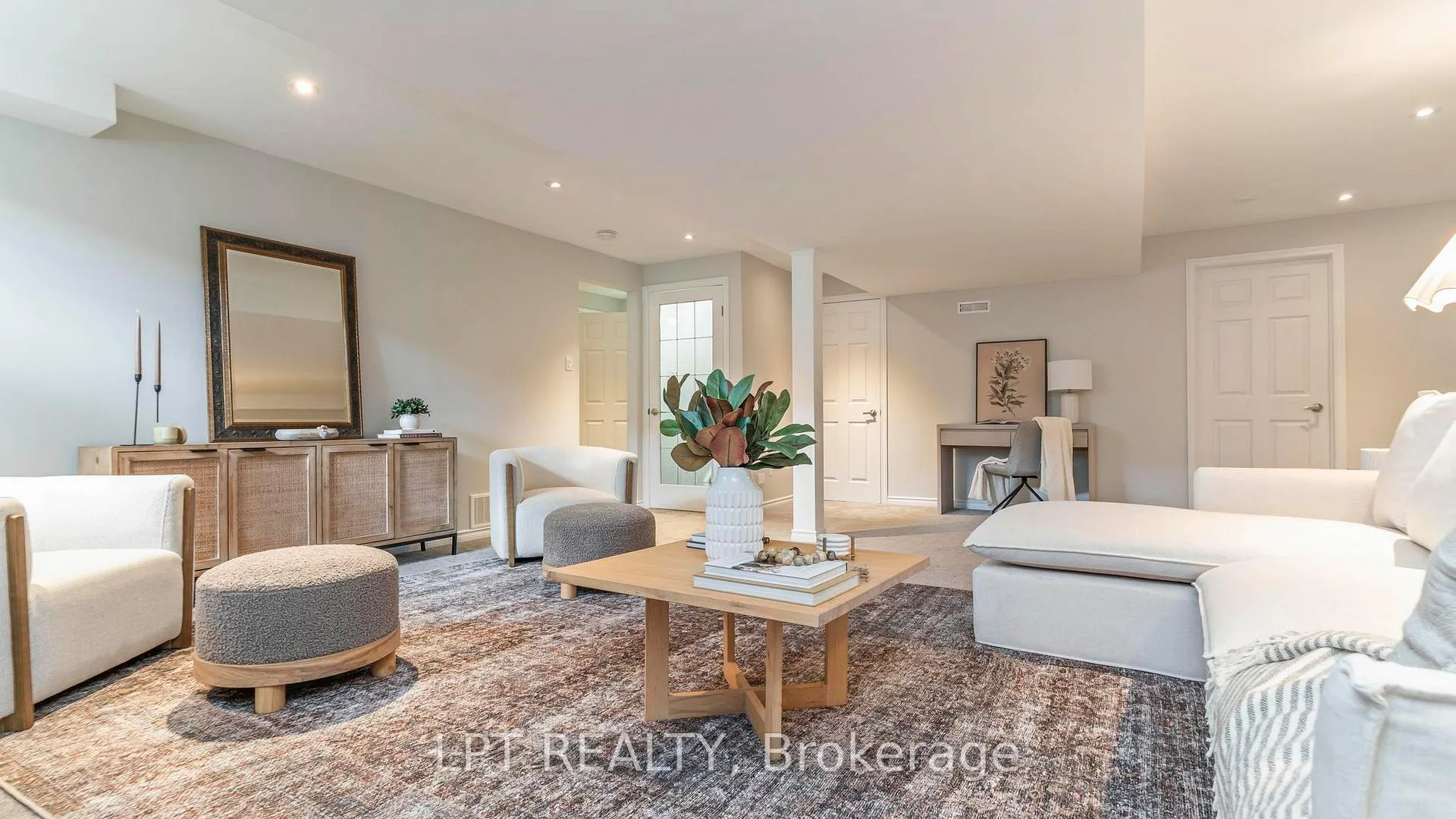 Photo 25 of Unit 8, 21 St Johns Drive, Middlesex Centre, Arva — HOMEH