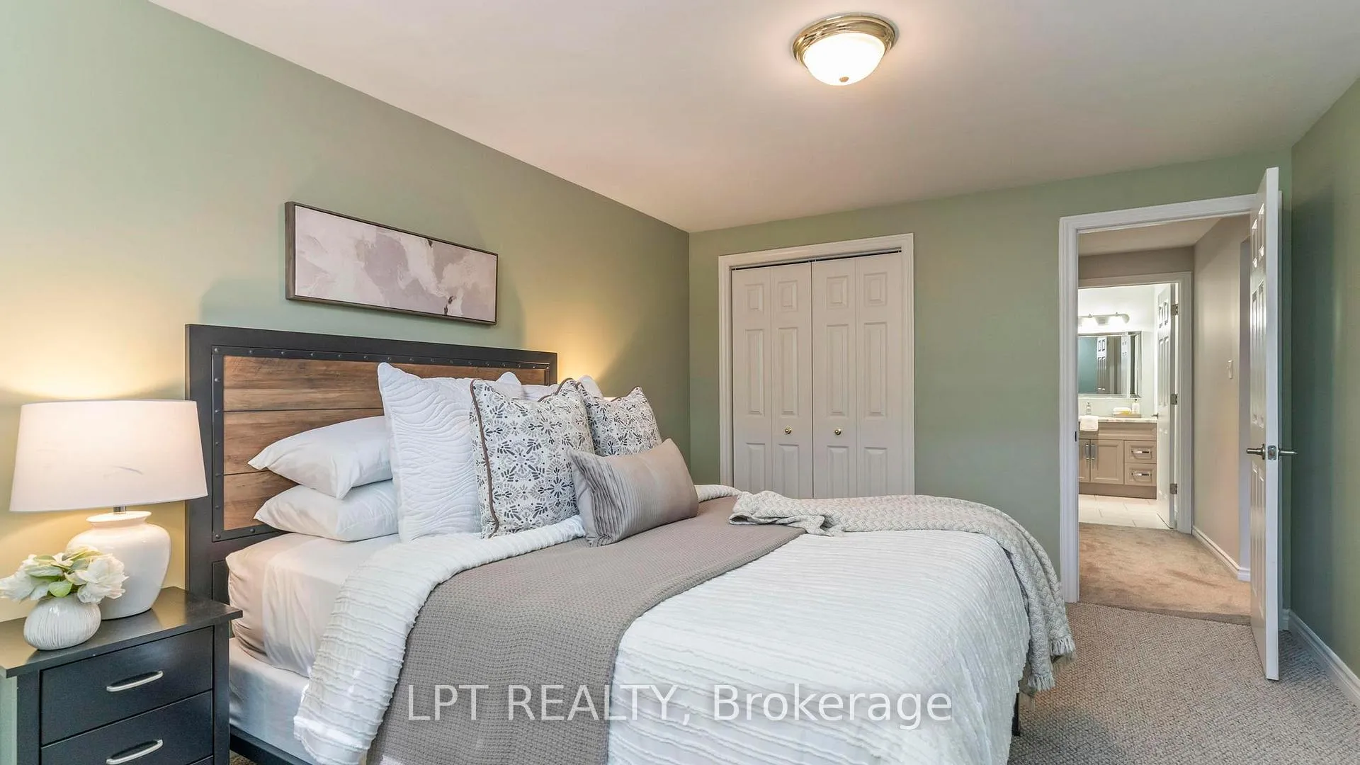 Photo 27 of Unit 8, 21 St Johns Drive, Middlesex Centre, Arva — HOMEH